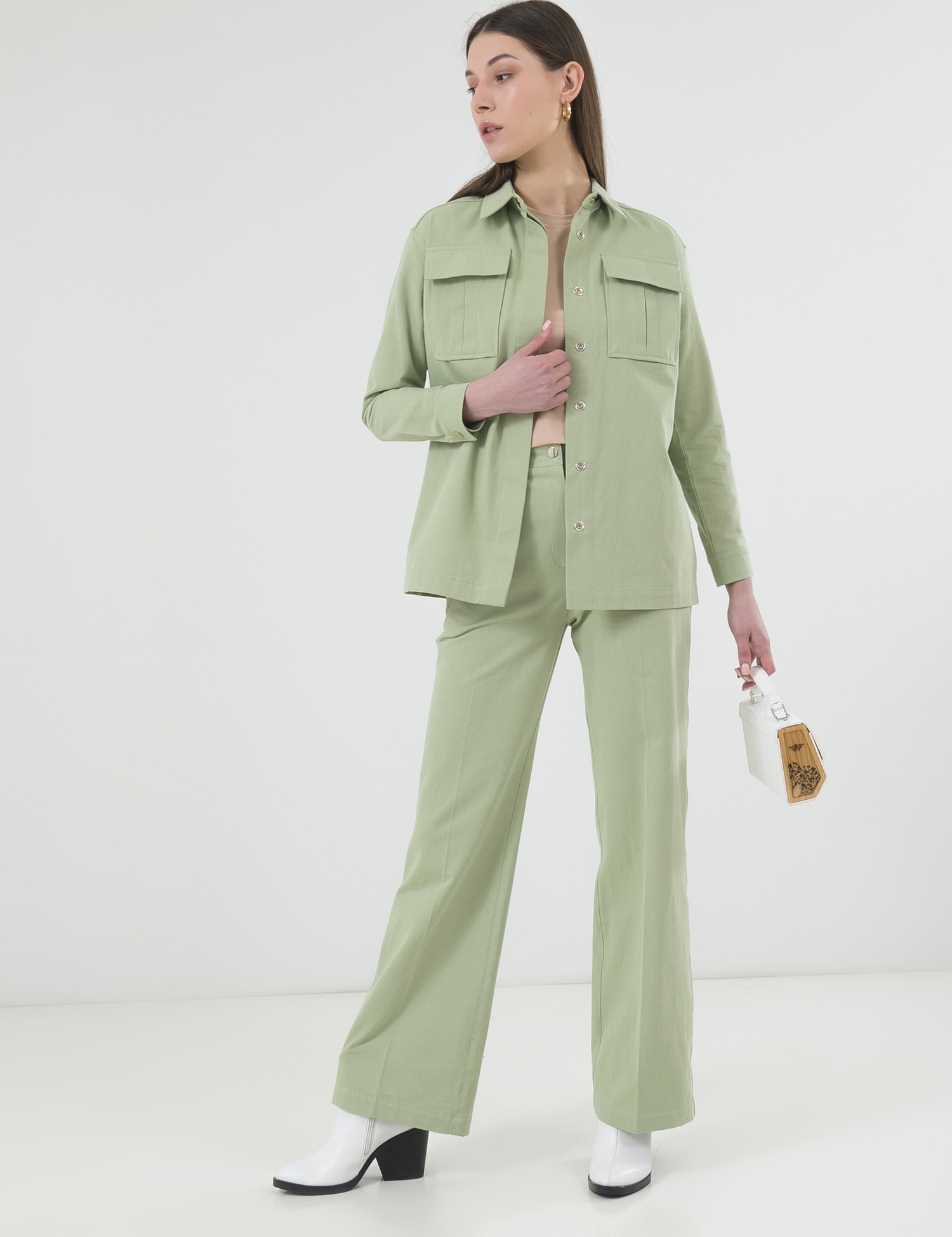 Картинка Жіночі світло-зелені брюки