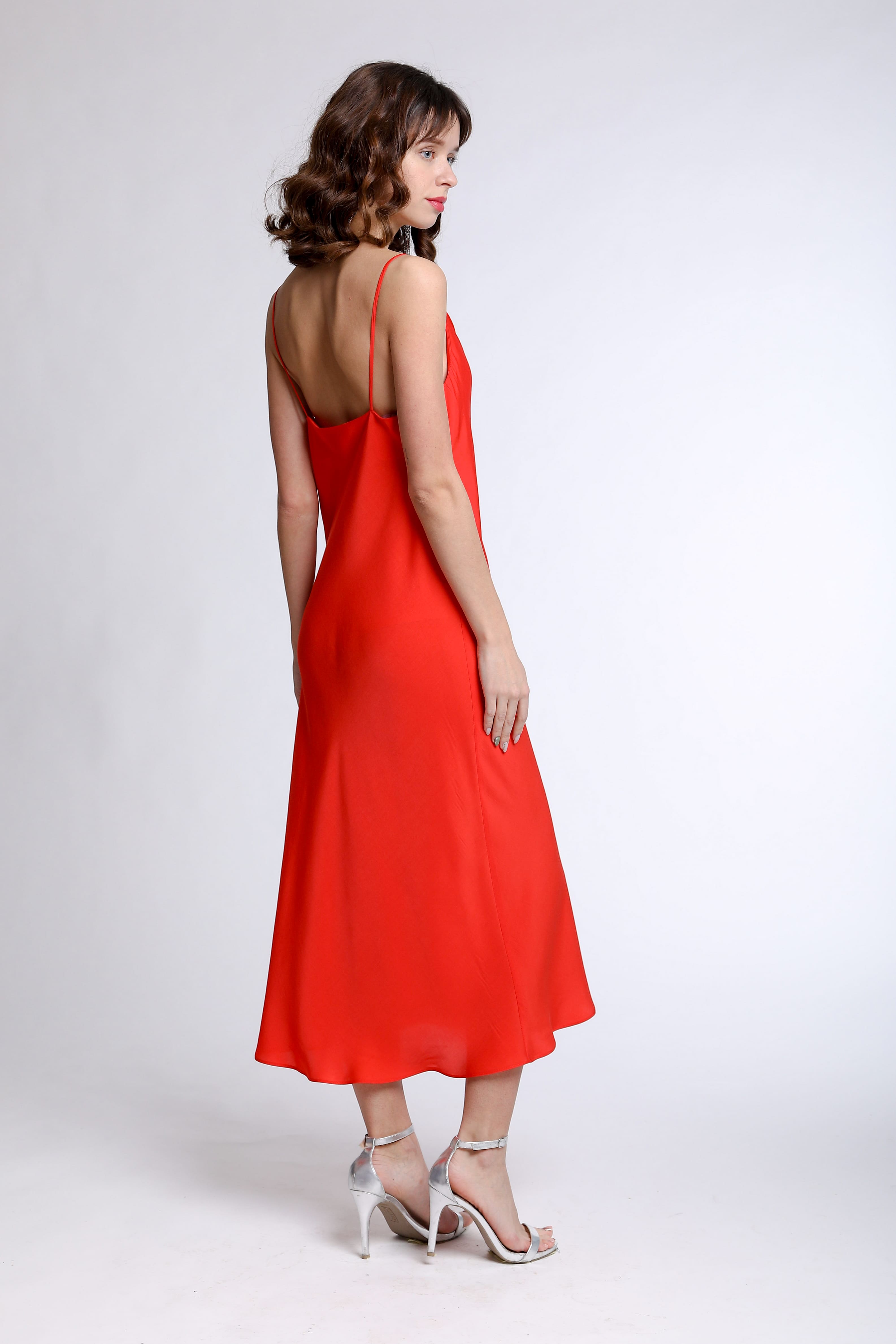 Картинка Червона сукня