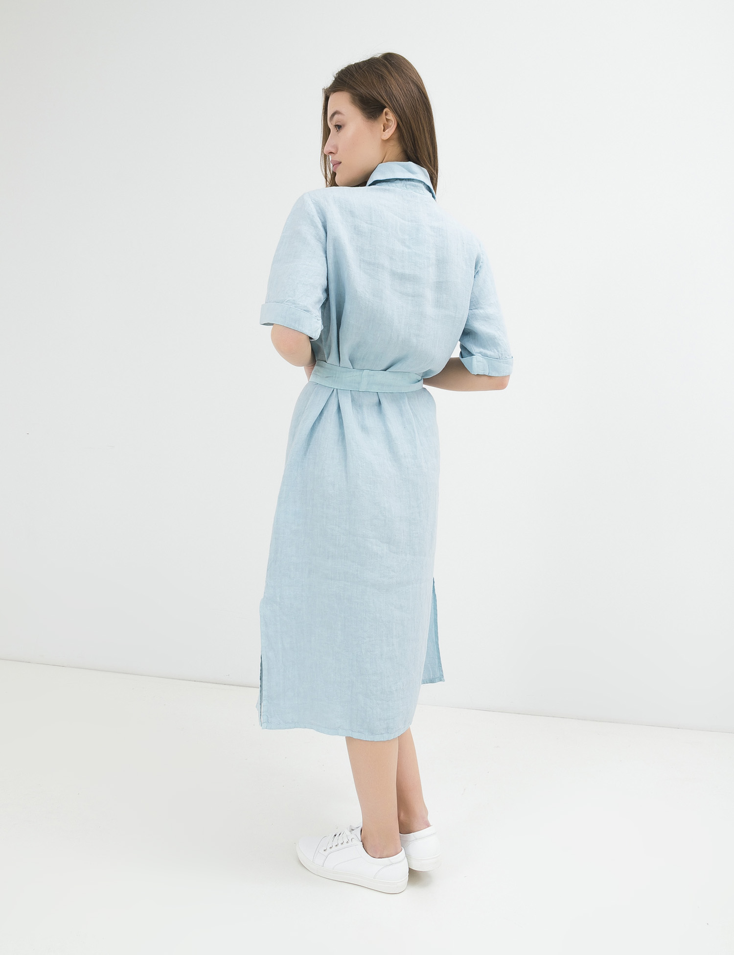 Картинка Блакитна лляна сукня