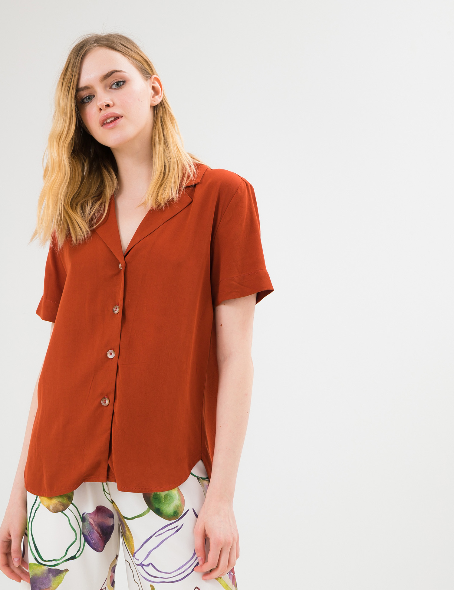 Картинка Жіноча помаранчева блуза