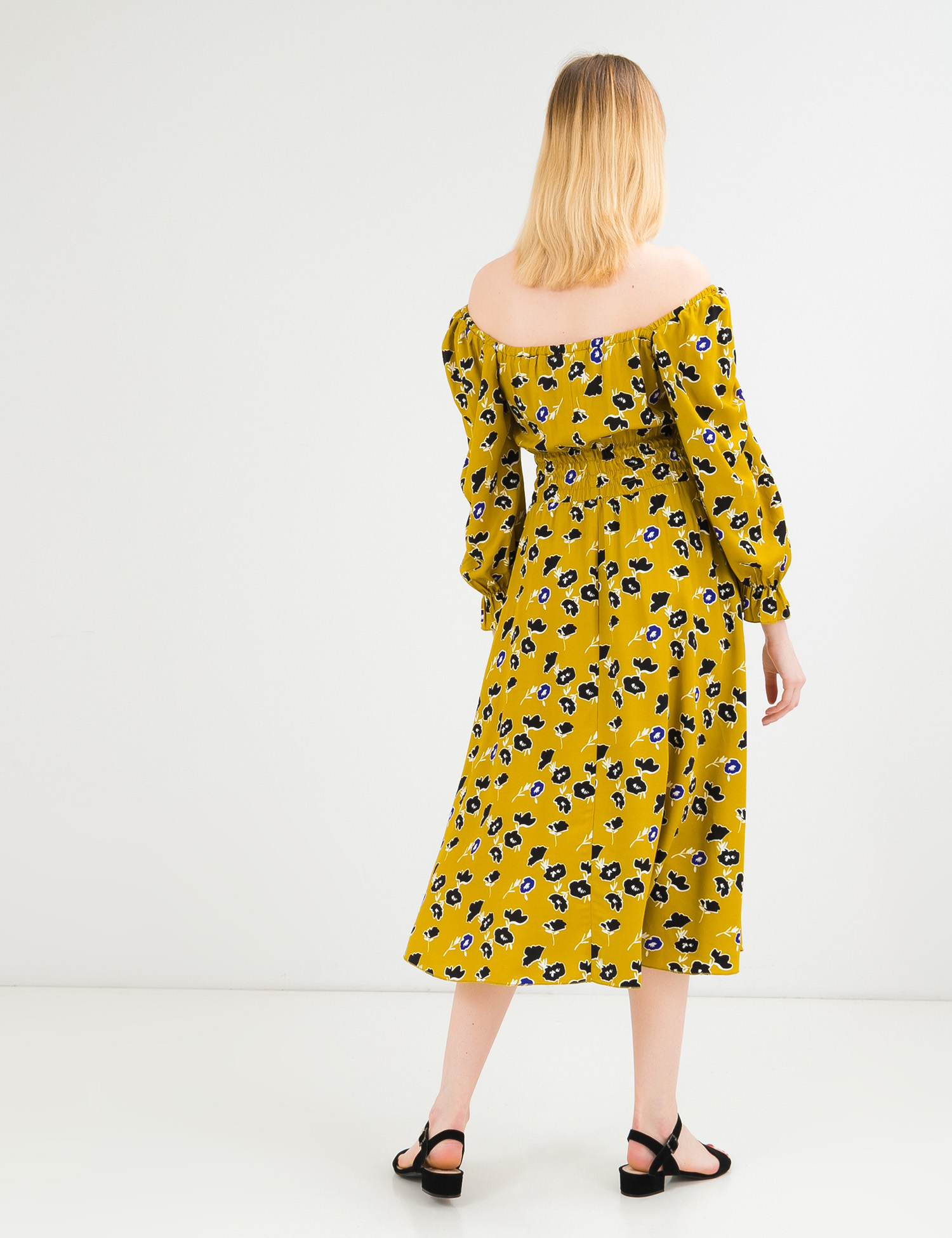 Картинка Жовта сукня з квітковим візерунком