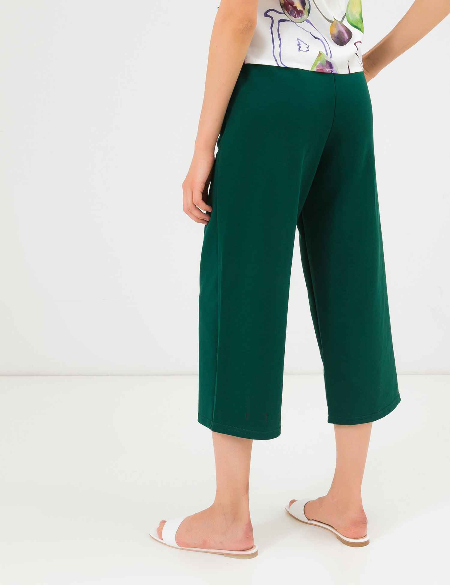 Картинка Жіночі зелені кюлоти