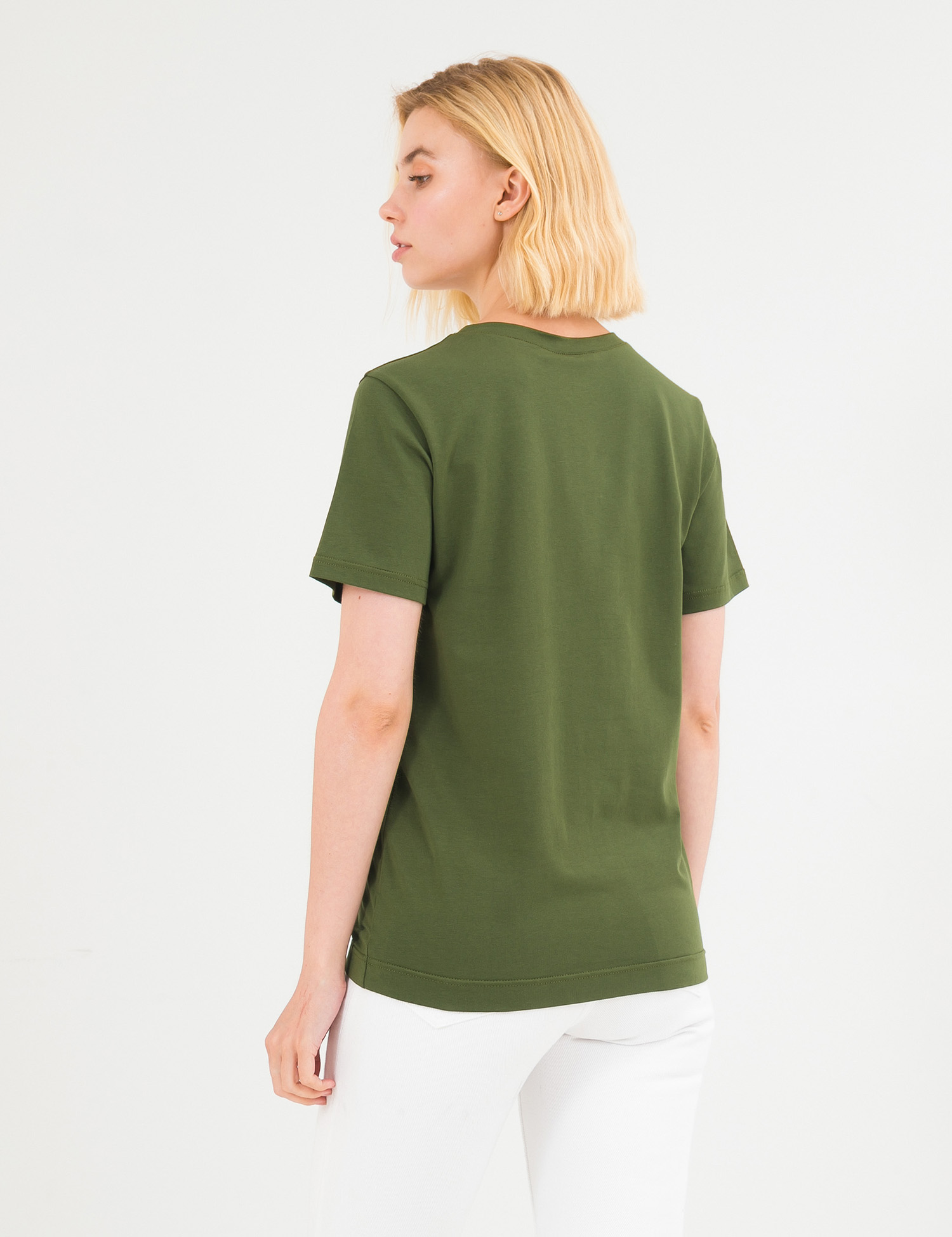 Картинка Жіноча зелена футболка з принтом
