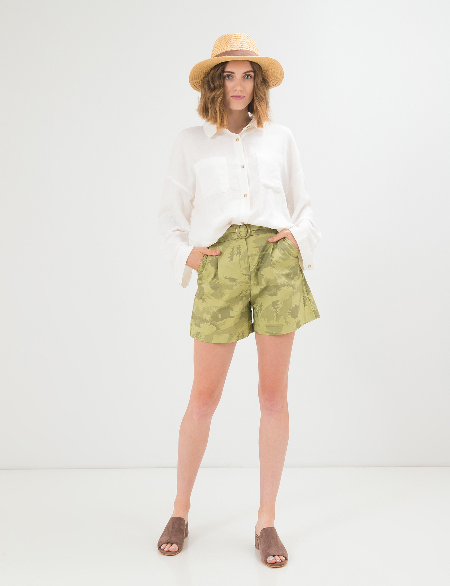 Картинка Жіночі зелені шорти