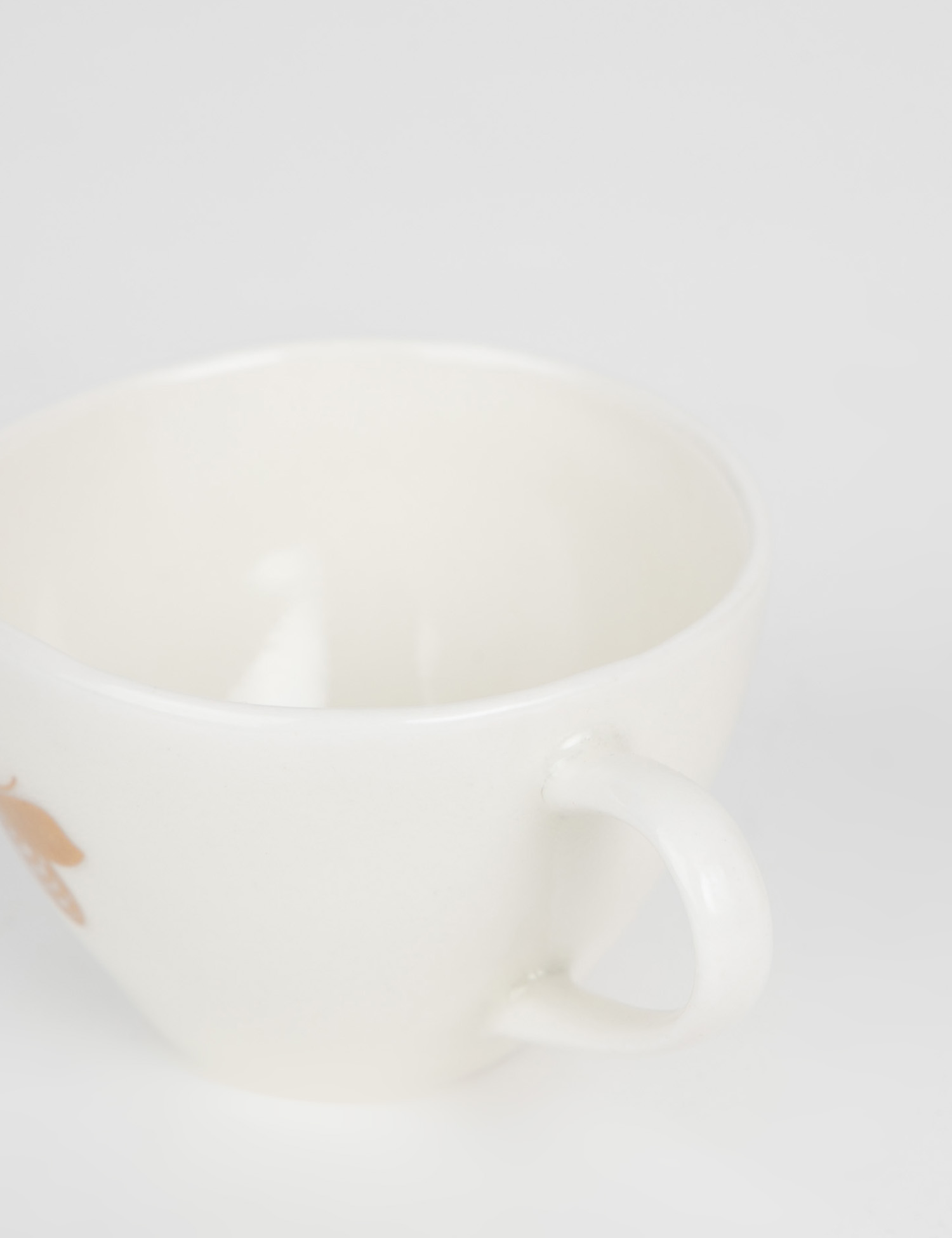 Картинка Біла керамічна чашка