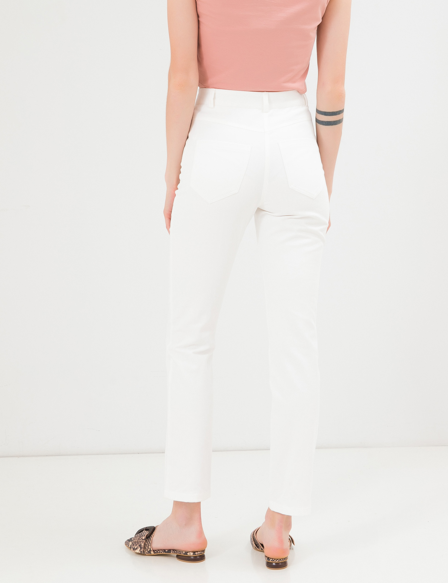 Картинка Жіночі білі джинси