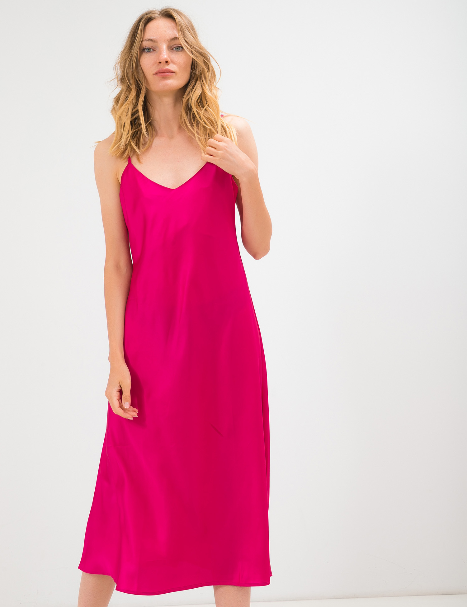 Картинка Рожева сукня з додаванням шовку