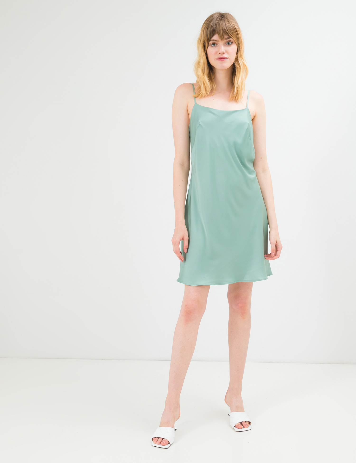 Картинка Зелена сукня-комбінація
