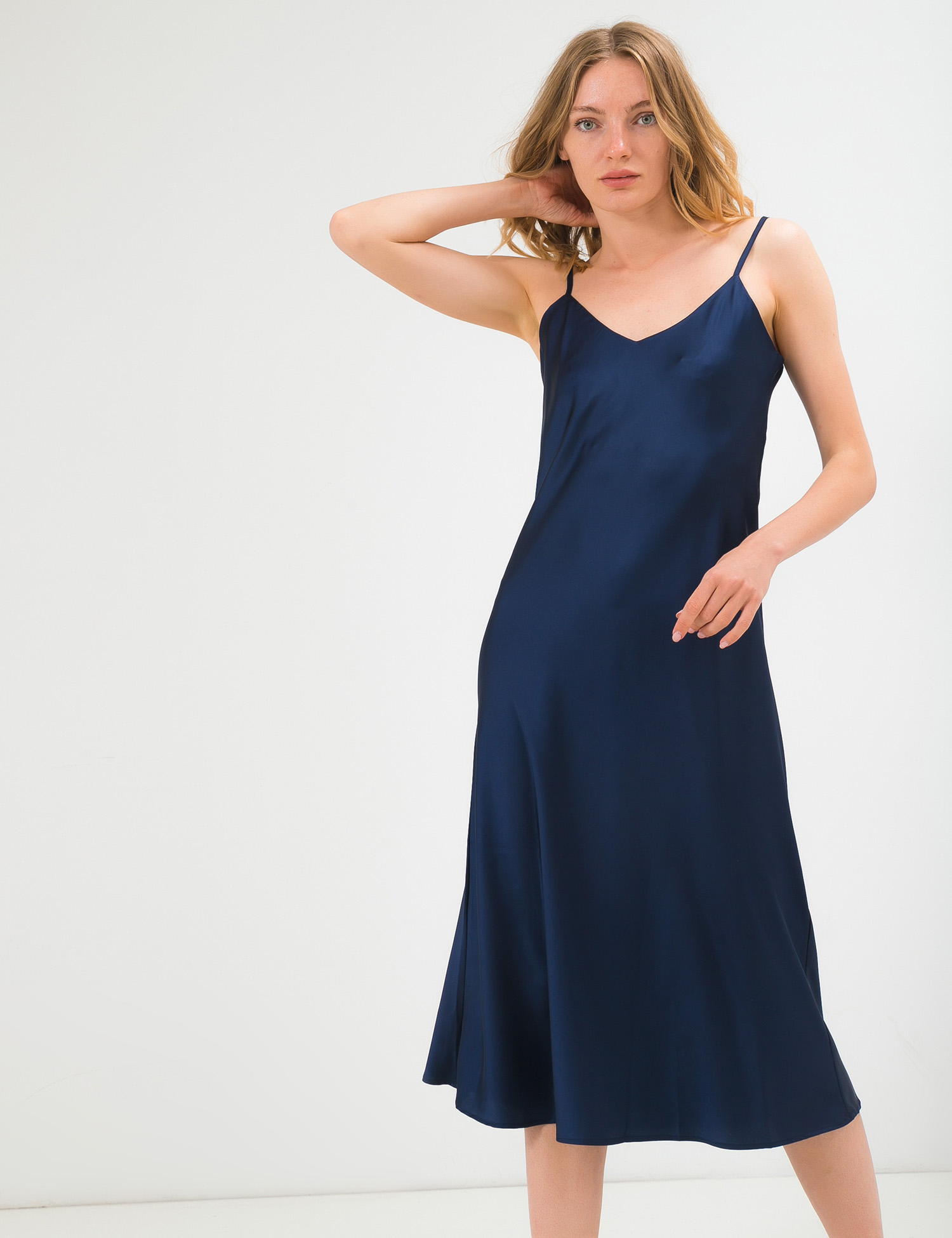 Image Темно-синя сукня з додаванням шовку