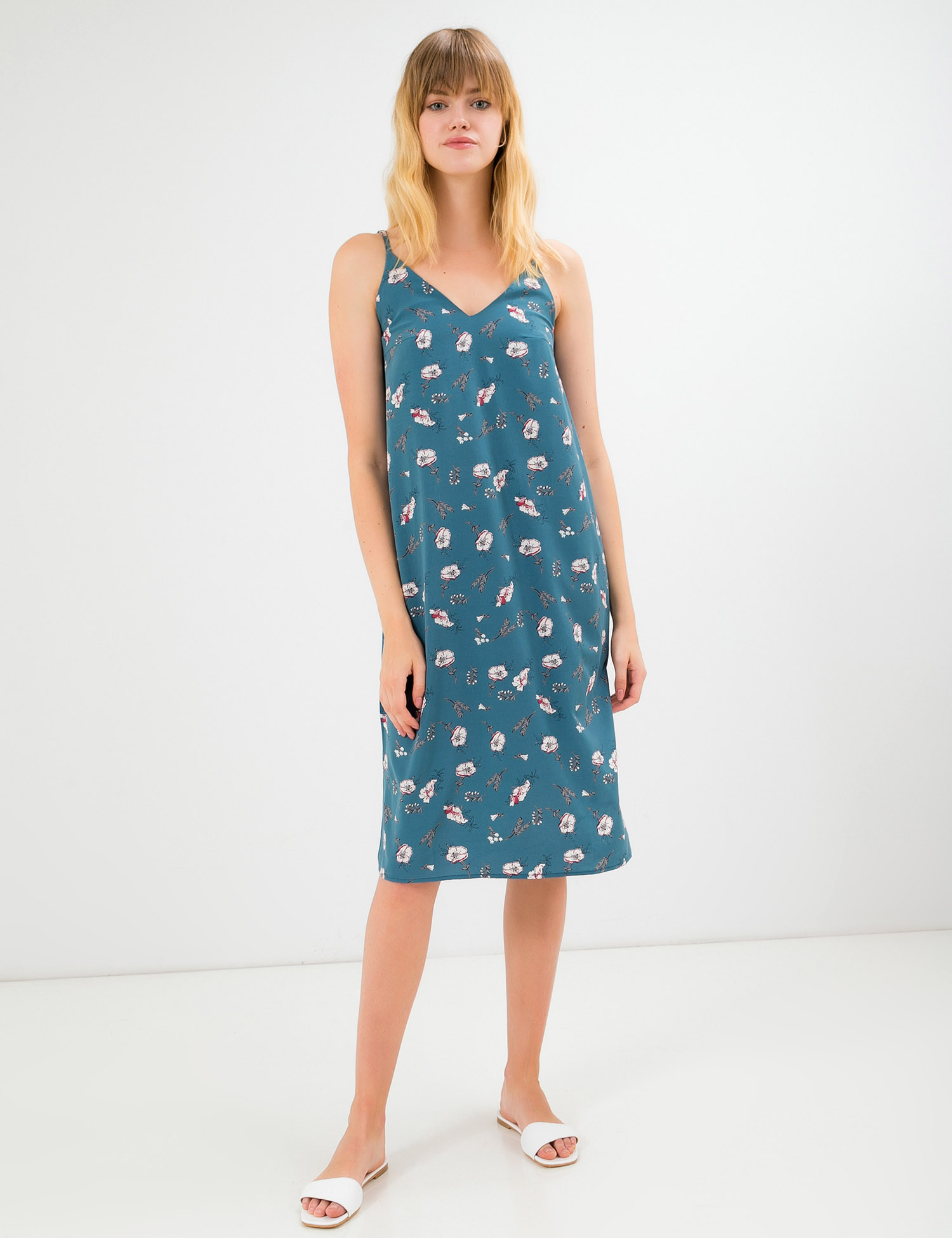 Картинка Синя сукня з рослинним візерунком