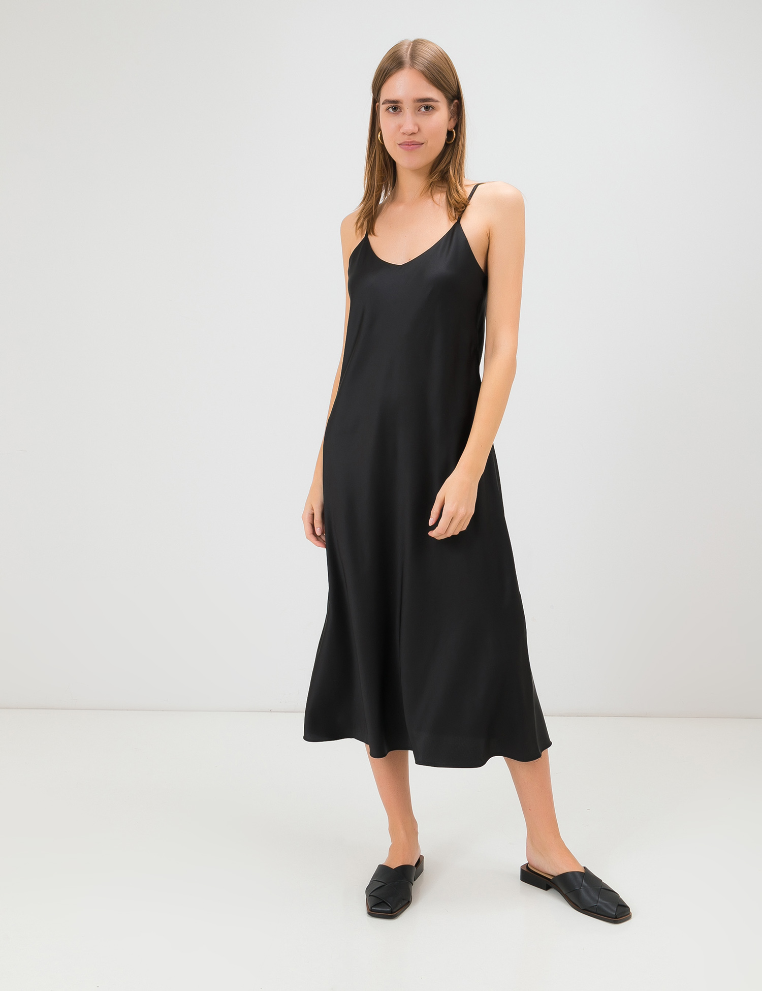 Image Чорна сукня-комбінація