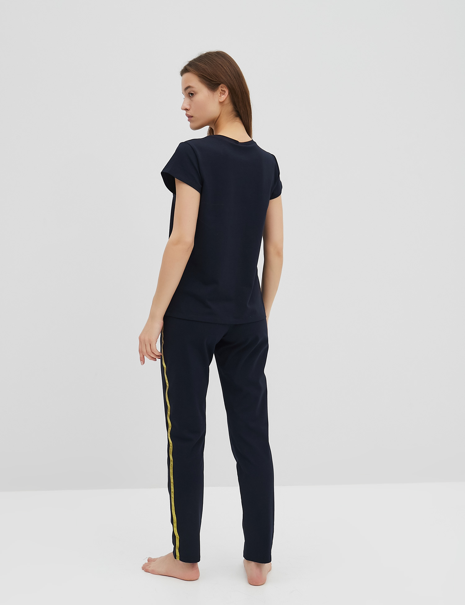 Картинка Жіноча темно-синя піжама з принтом