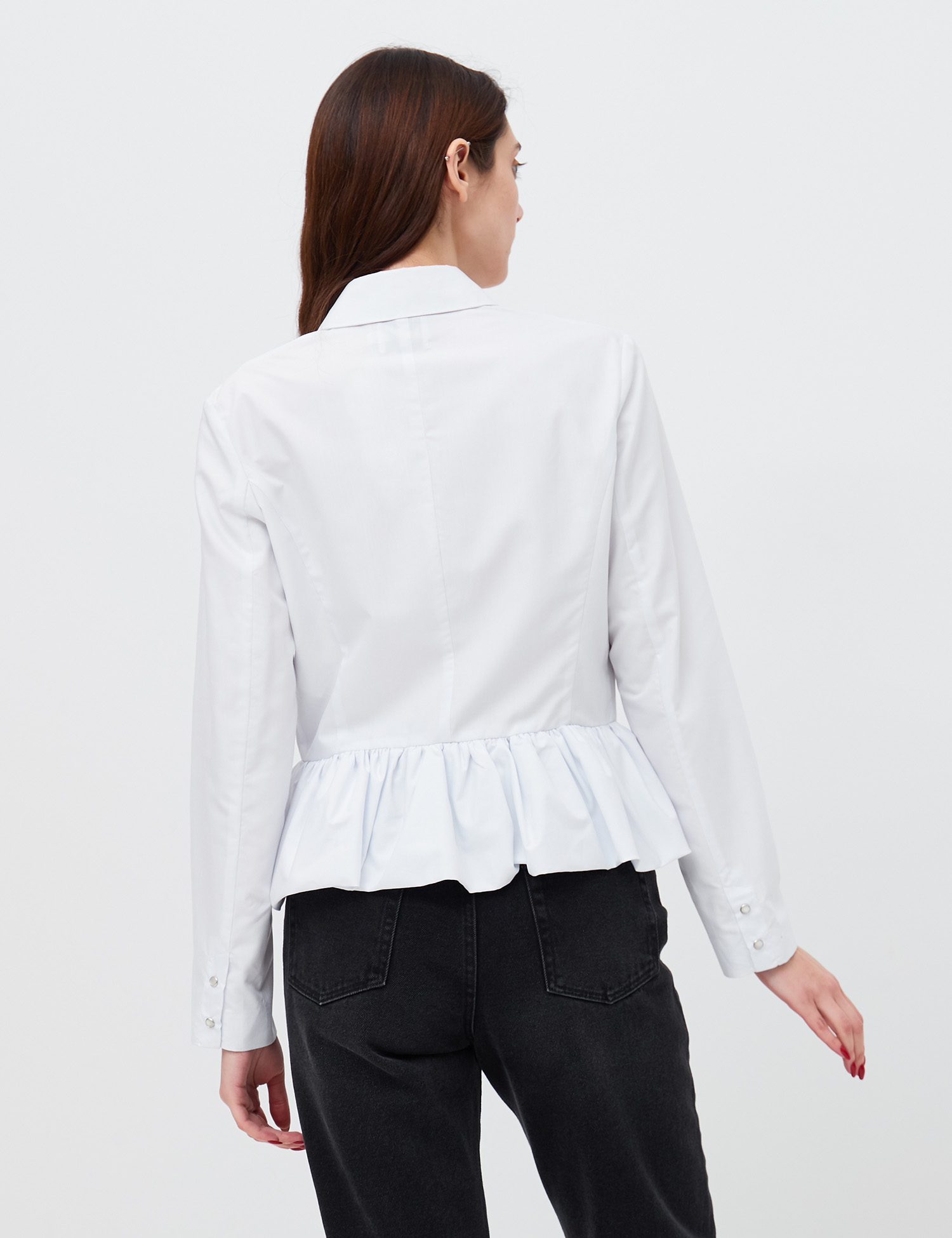 Картинка Біла блуза з баскою