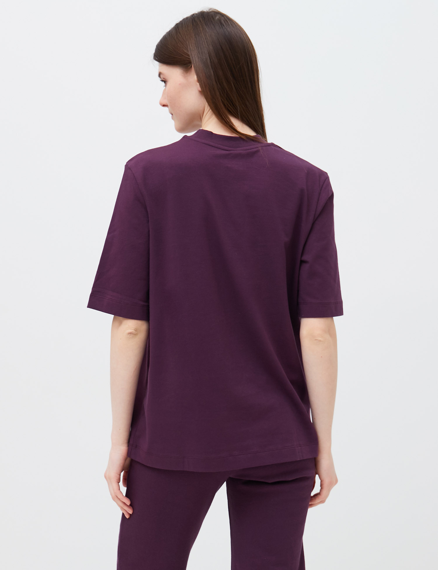 Картинка Жіноча фіолетова футболка