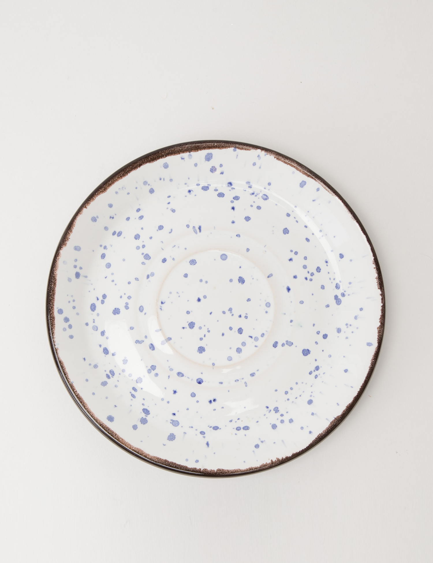 Картинка Біла керамічна тарілка з візерунком 14 см