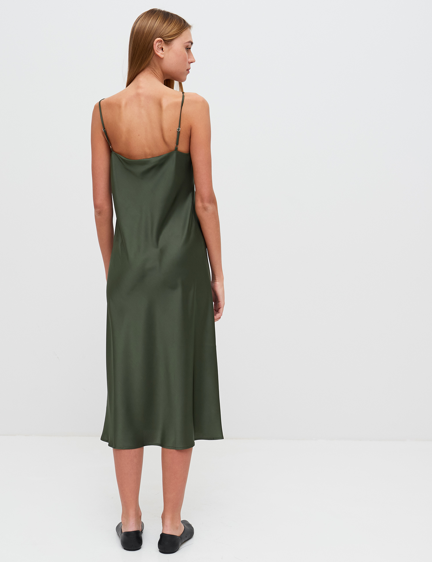 Image Зелена сукня з відкритими плечима