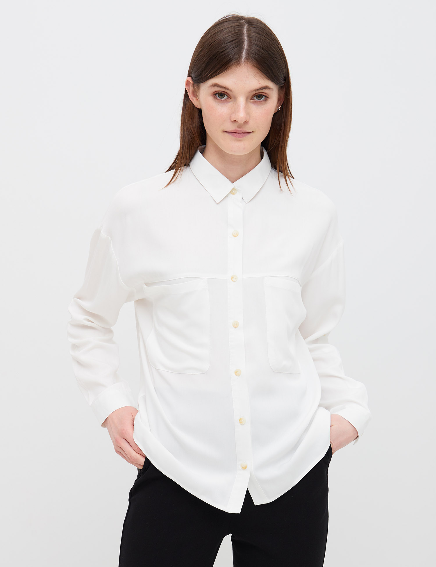 Картинка Жіноча біла сорочка