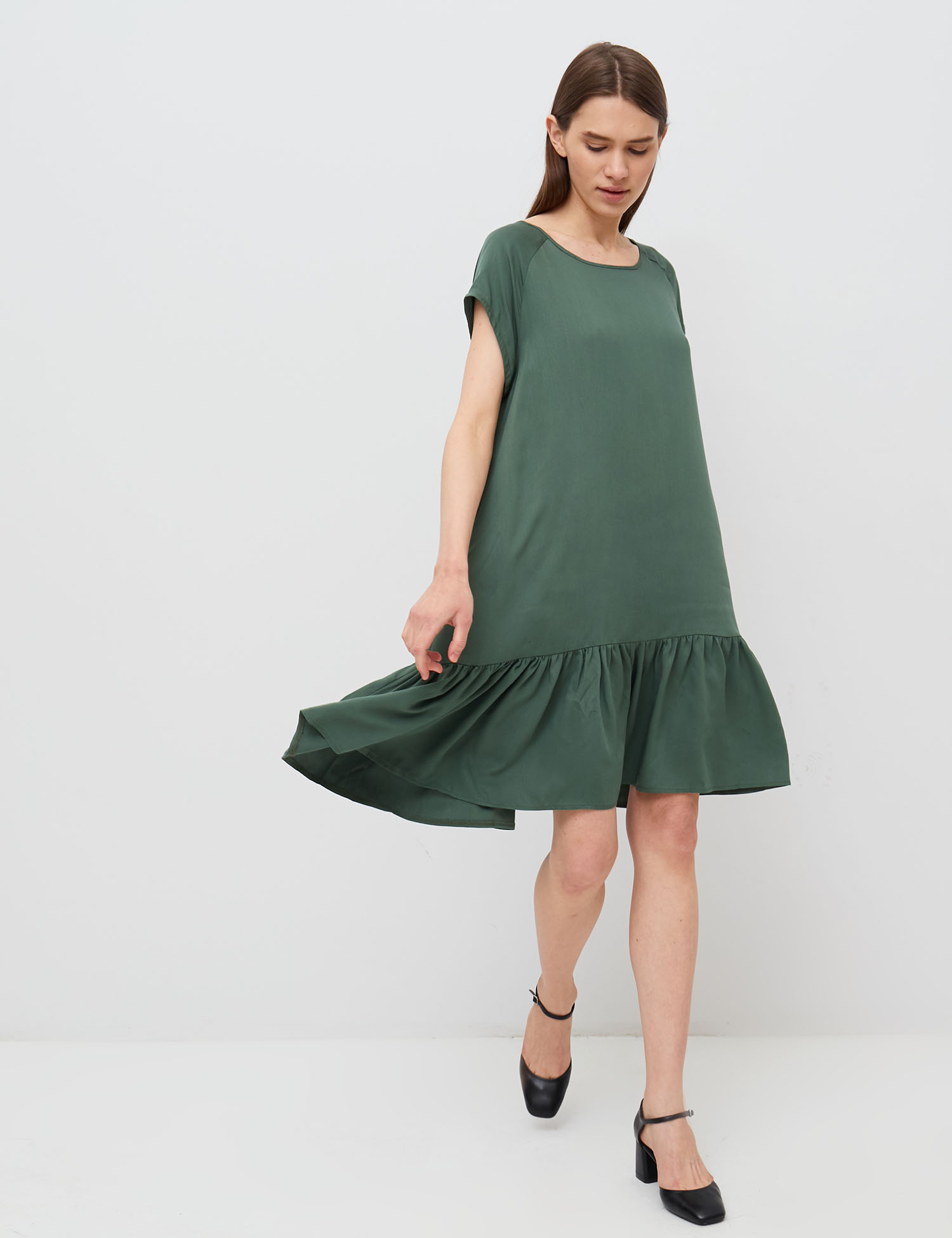 Картинка Зелена сукня з воланом