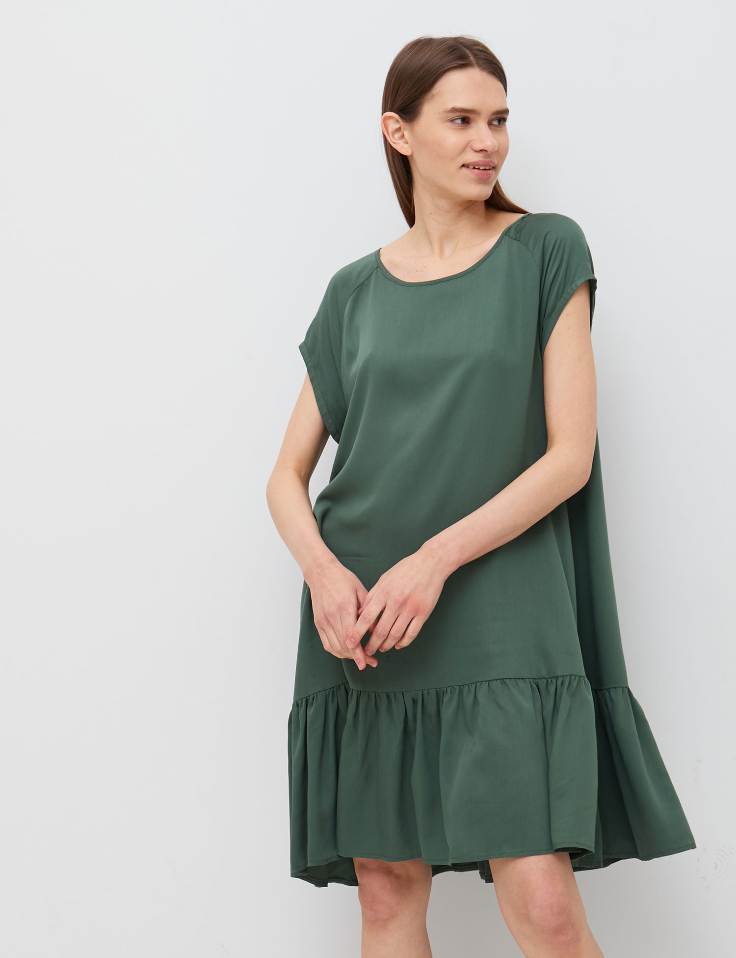 Картинка Зелена сукня з воланом