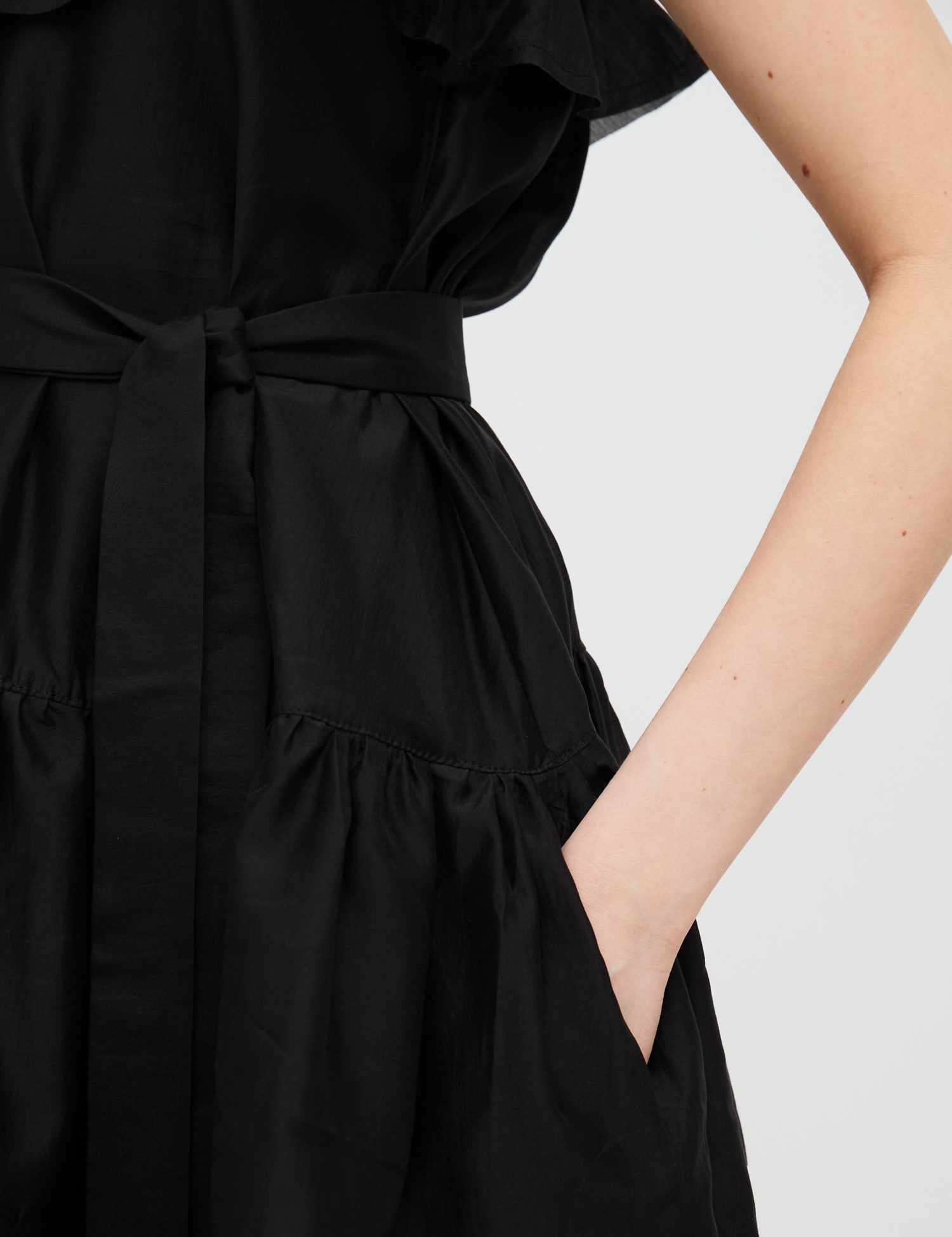 Картинка Чорний сарафан