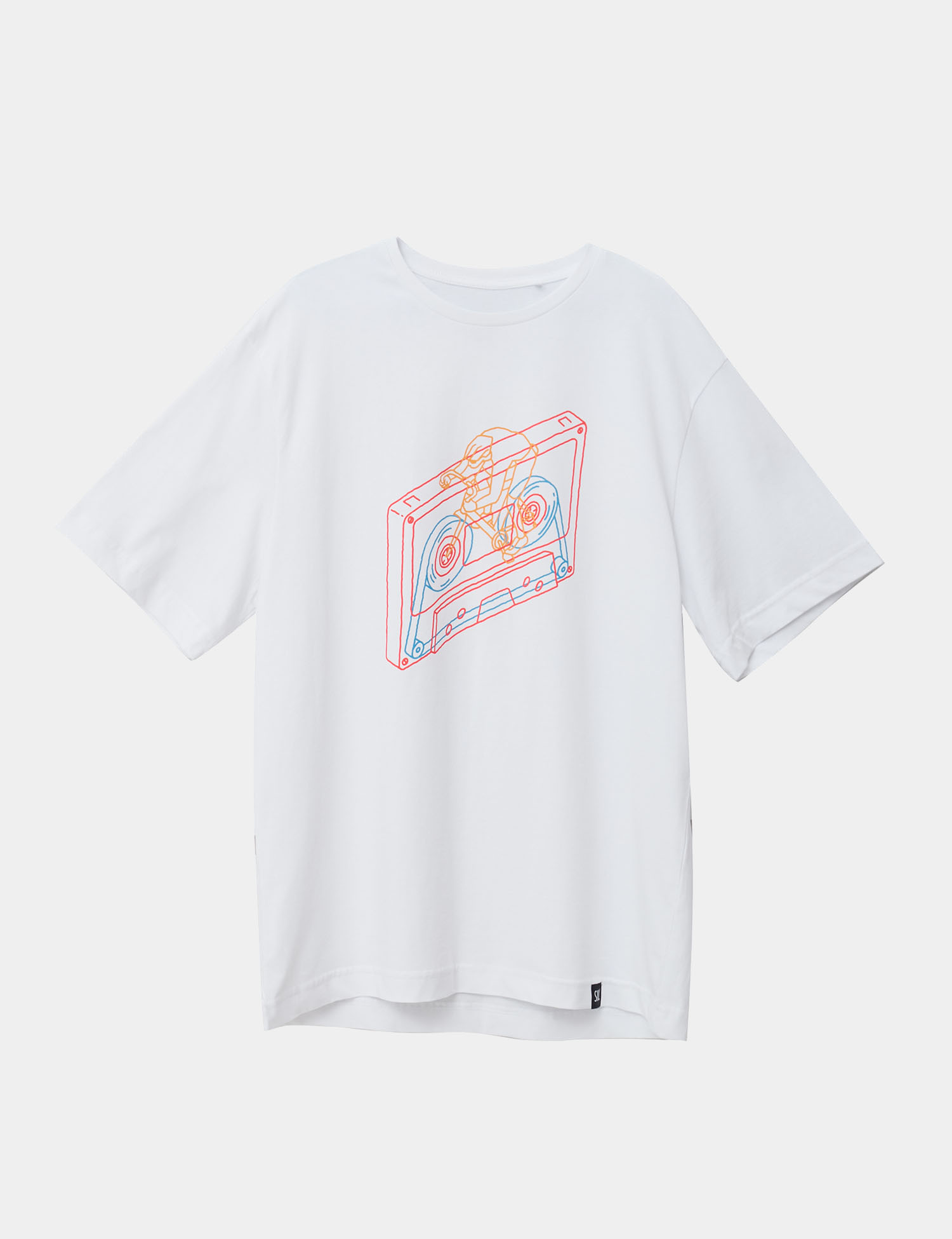 Картинка Біла футболка з принтом