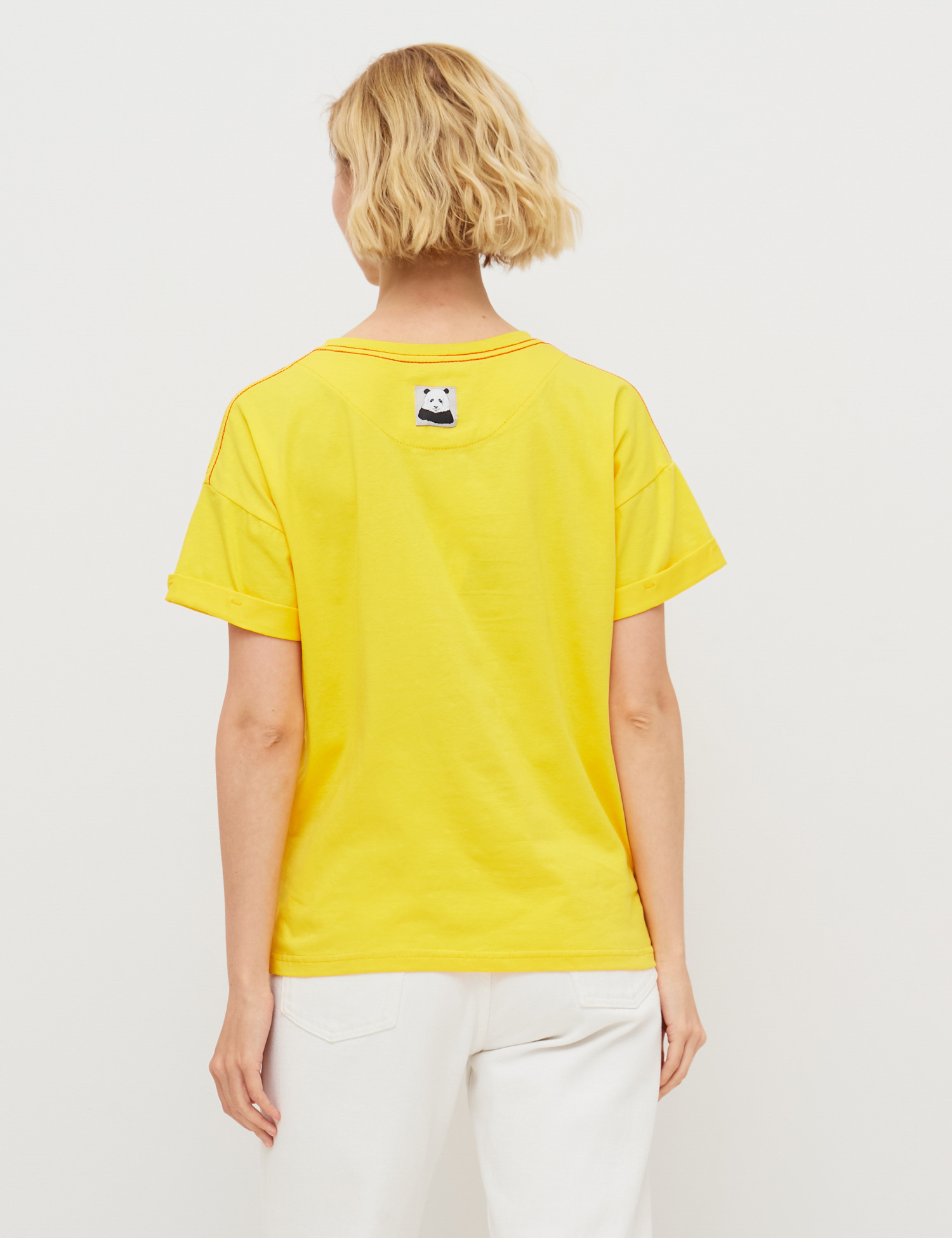 Картинка Жіноча жовта футболка з авторським малюнком