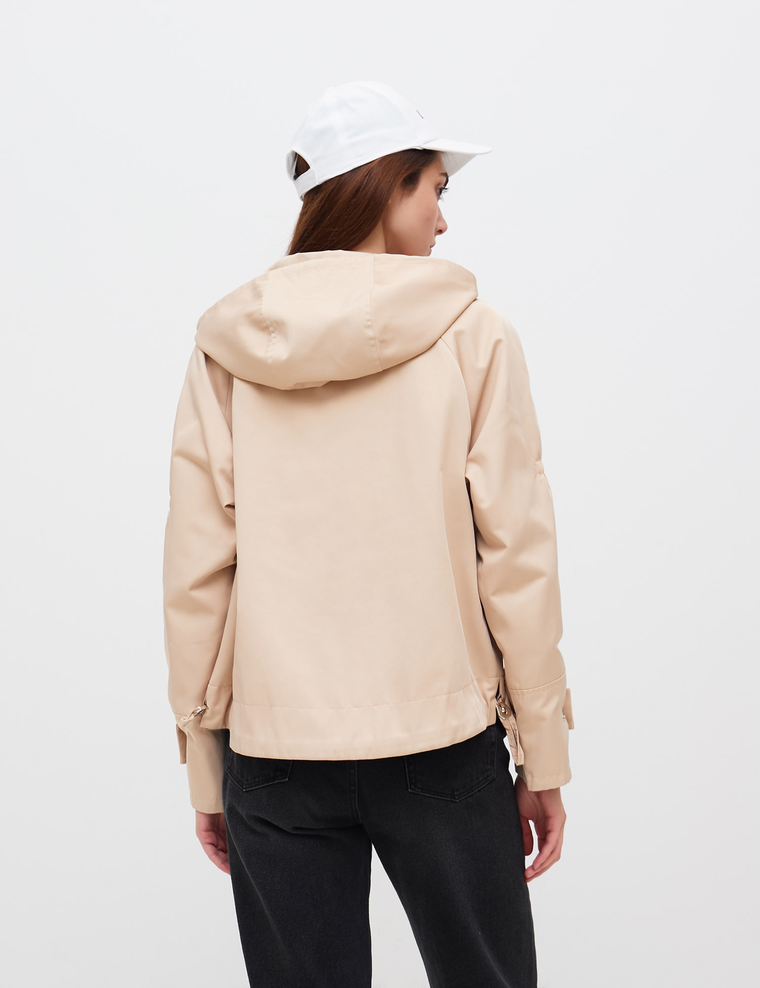 Картинка Жіноча світло-коричнева куртка