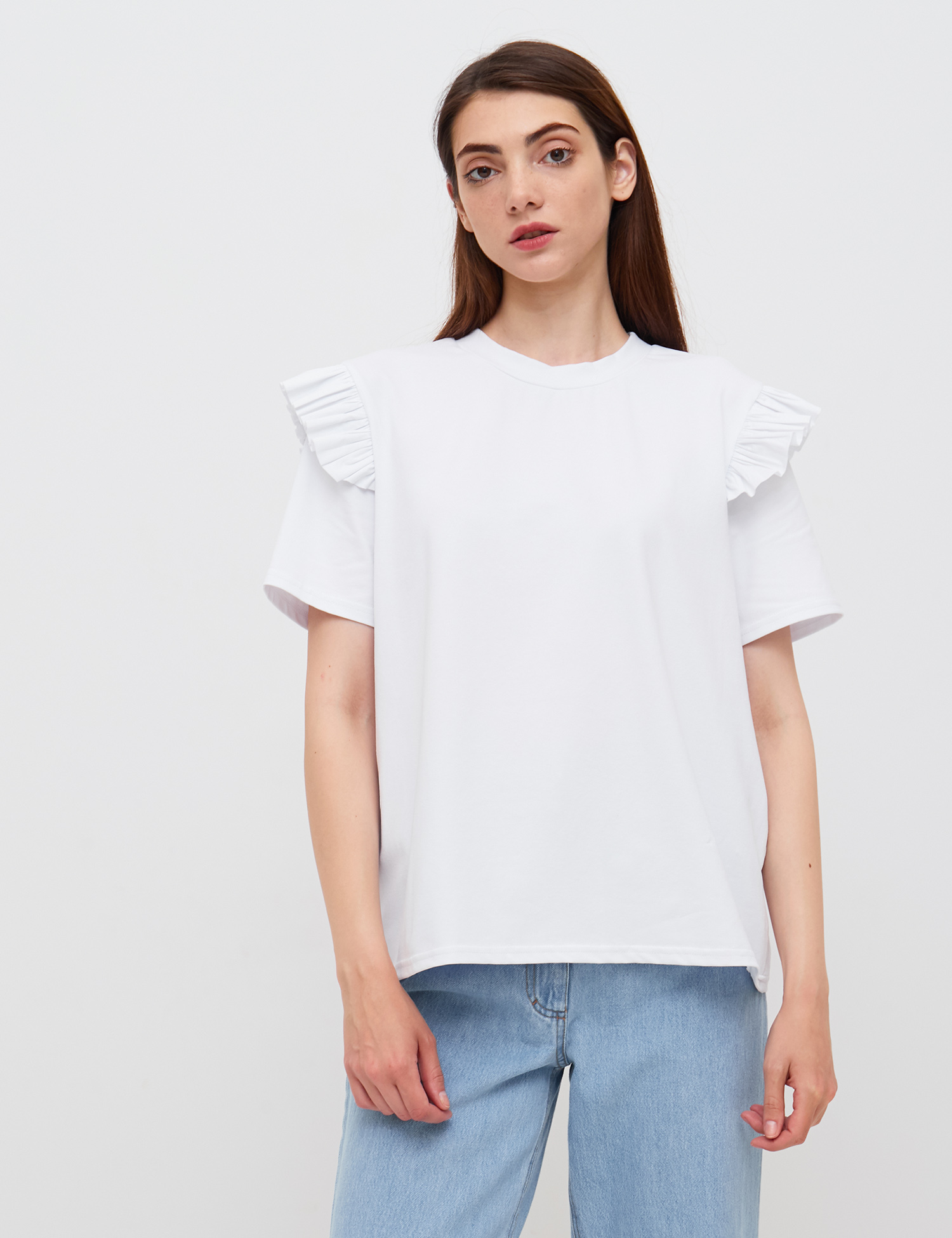 Картинка Жіноча біла футболка з рюшами