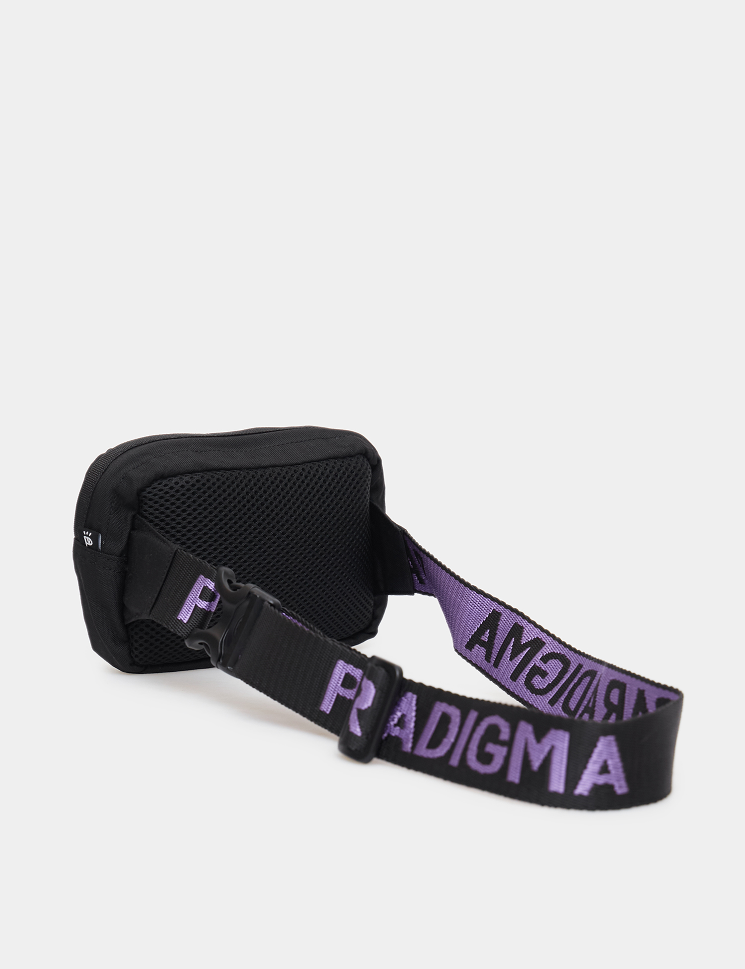 Картинка Чорна сумка месенджер