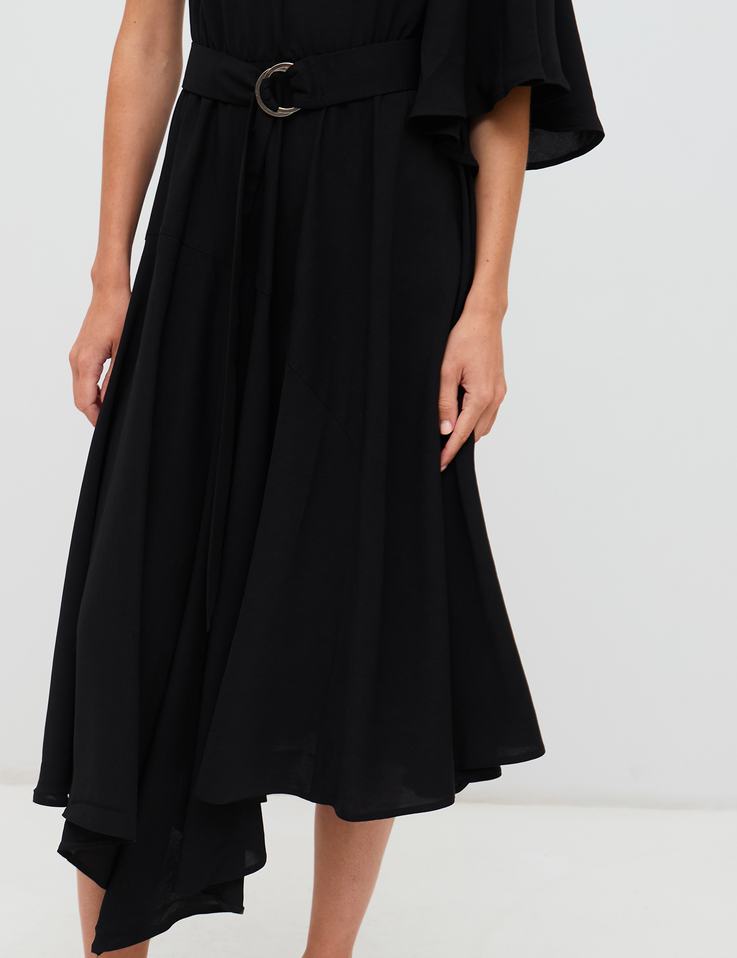 Картинка Чорна сукня на одне плече