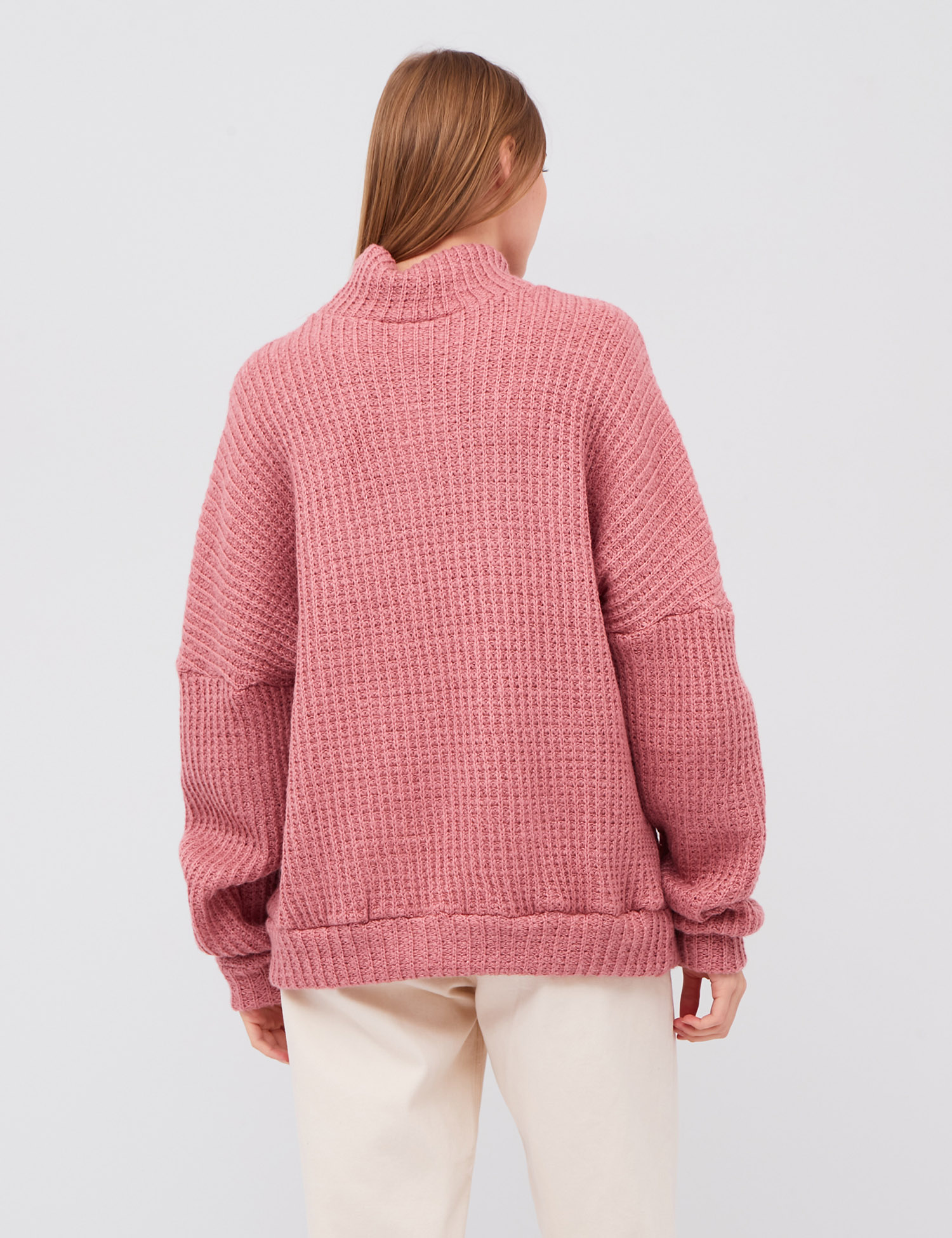 Картинка Жіночий рожевий в'язаний светр