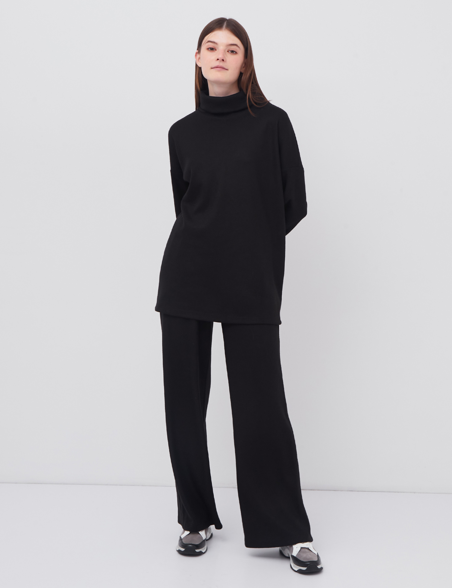 Картинка Жіночий чорний світшот