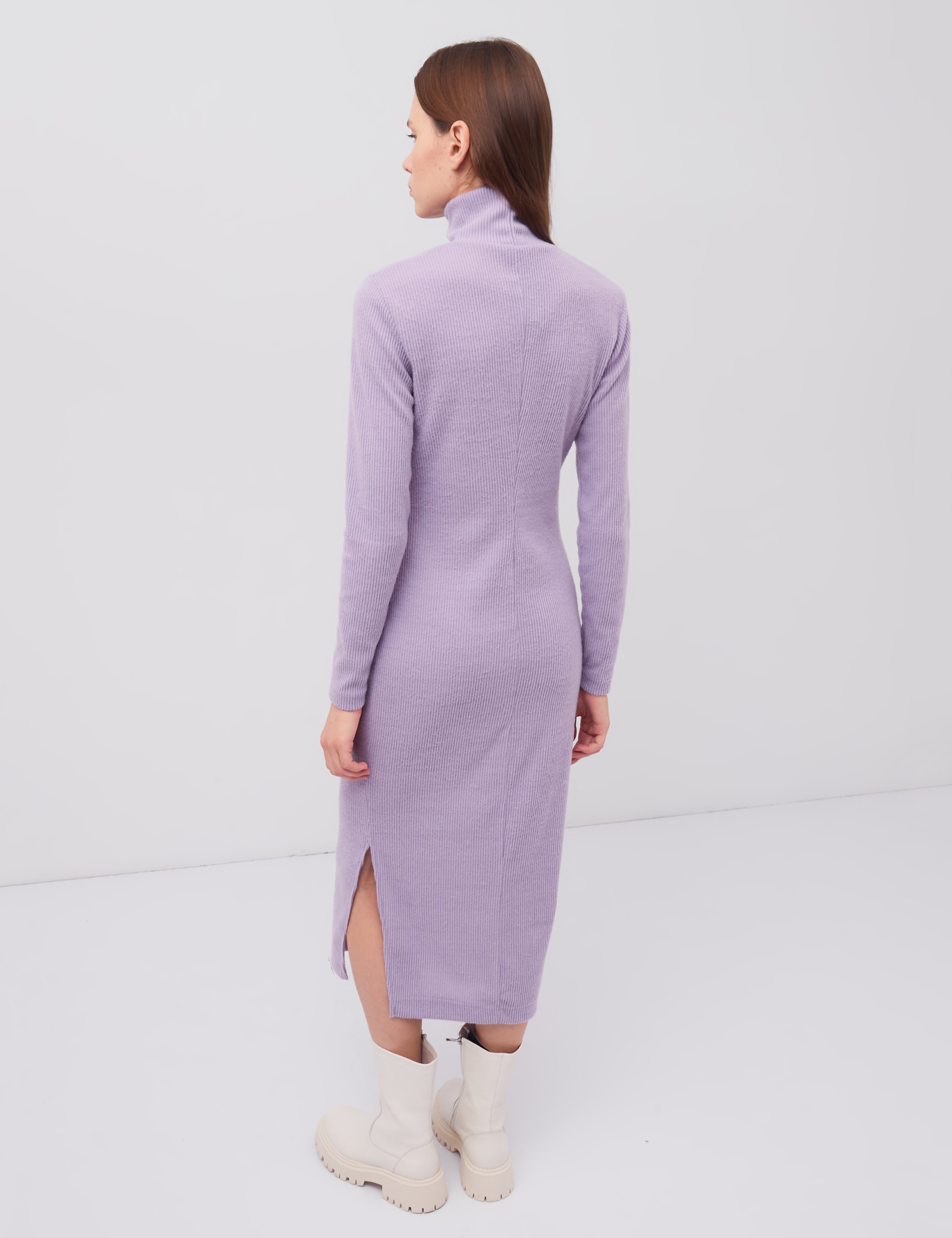 Картинка Фіолетова сукня