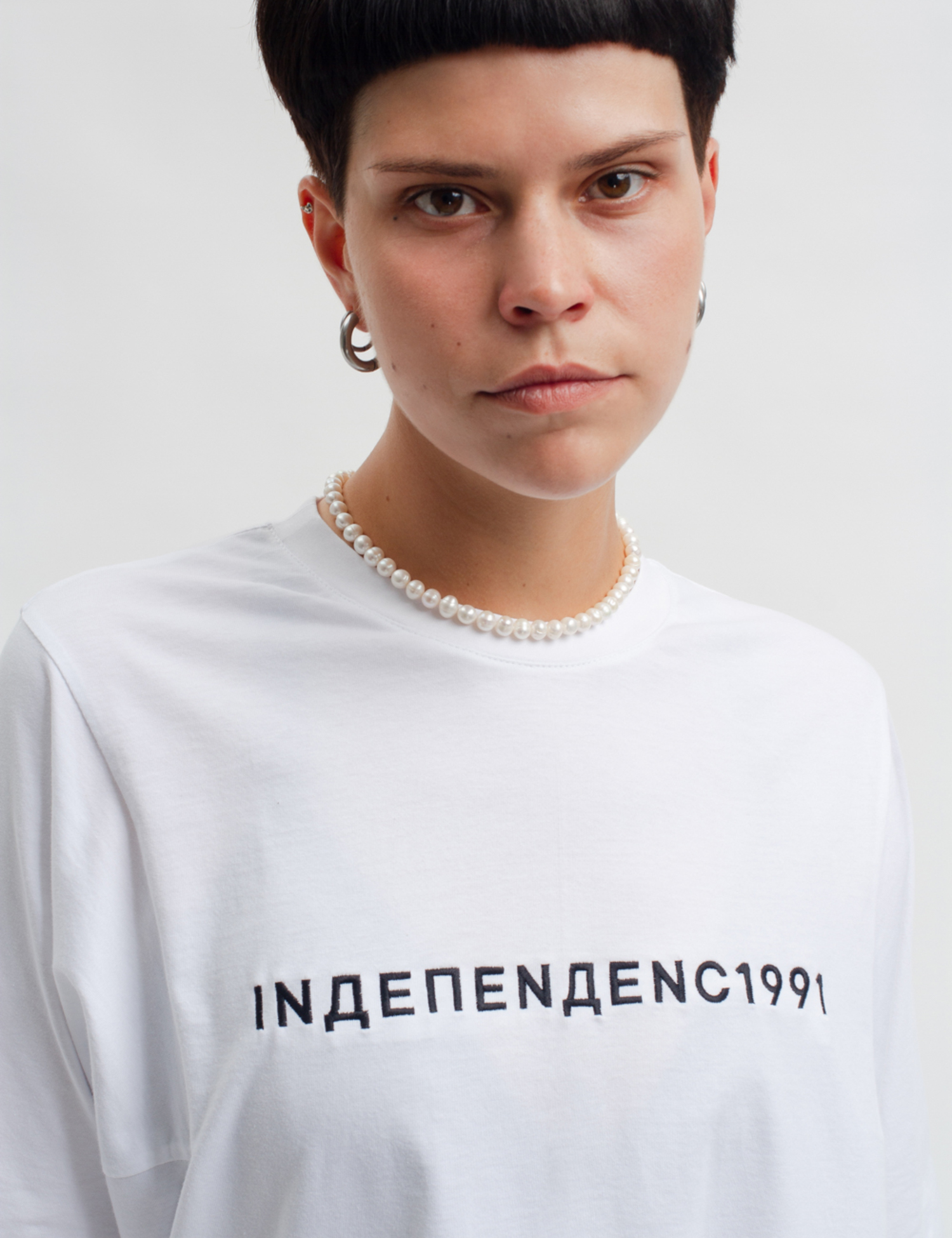Картинка Біла футболка