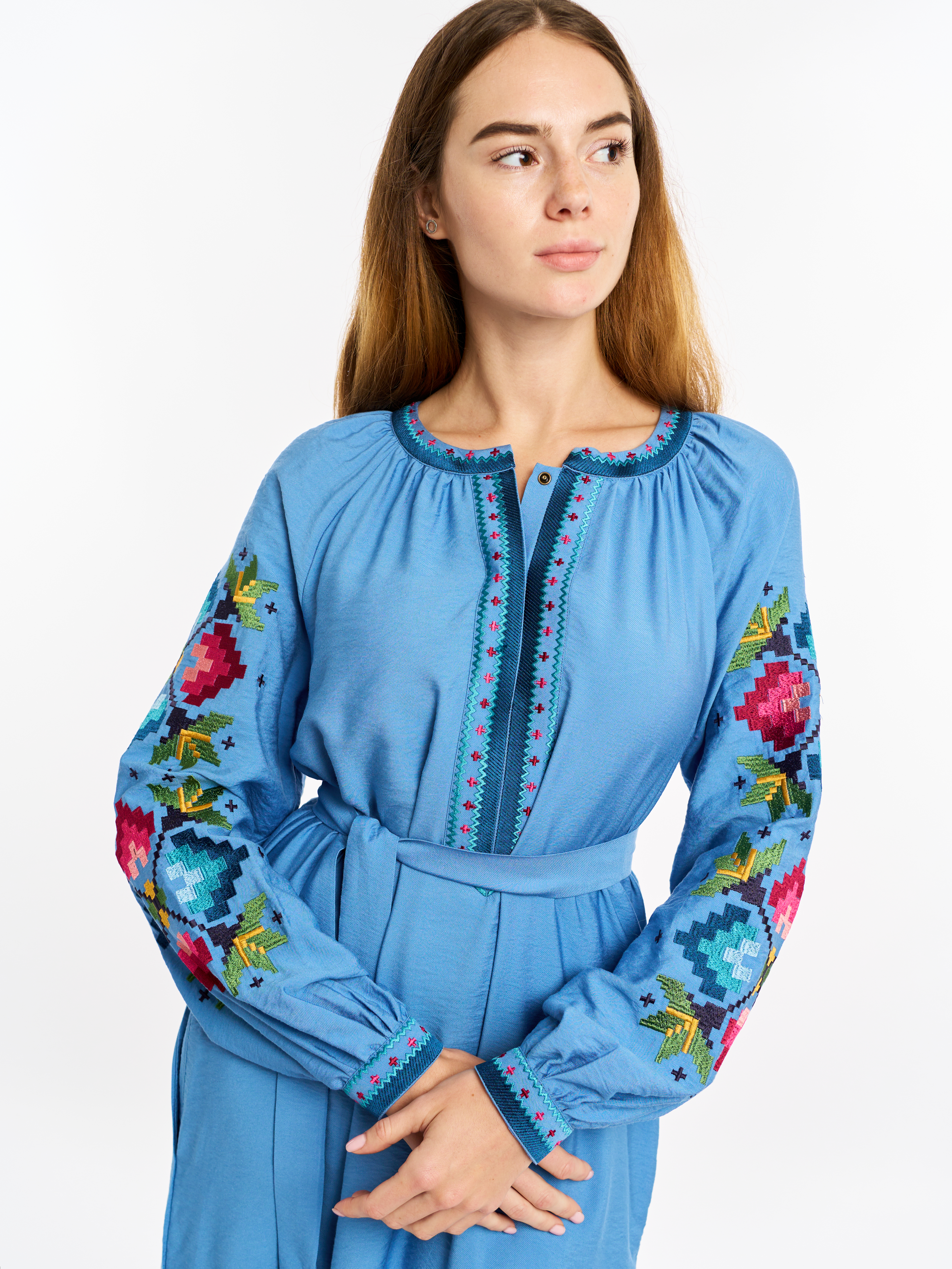 Картинка Синя сукня-вишиванка