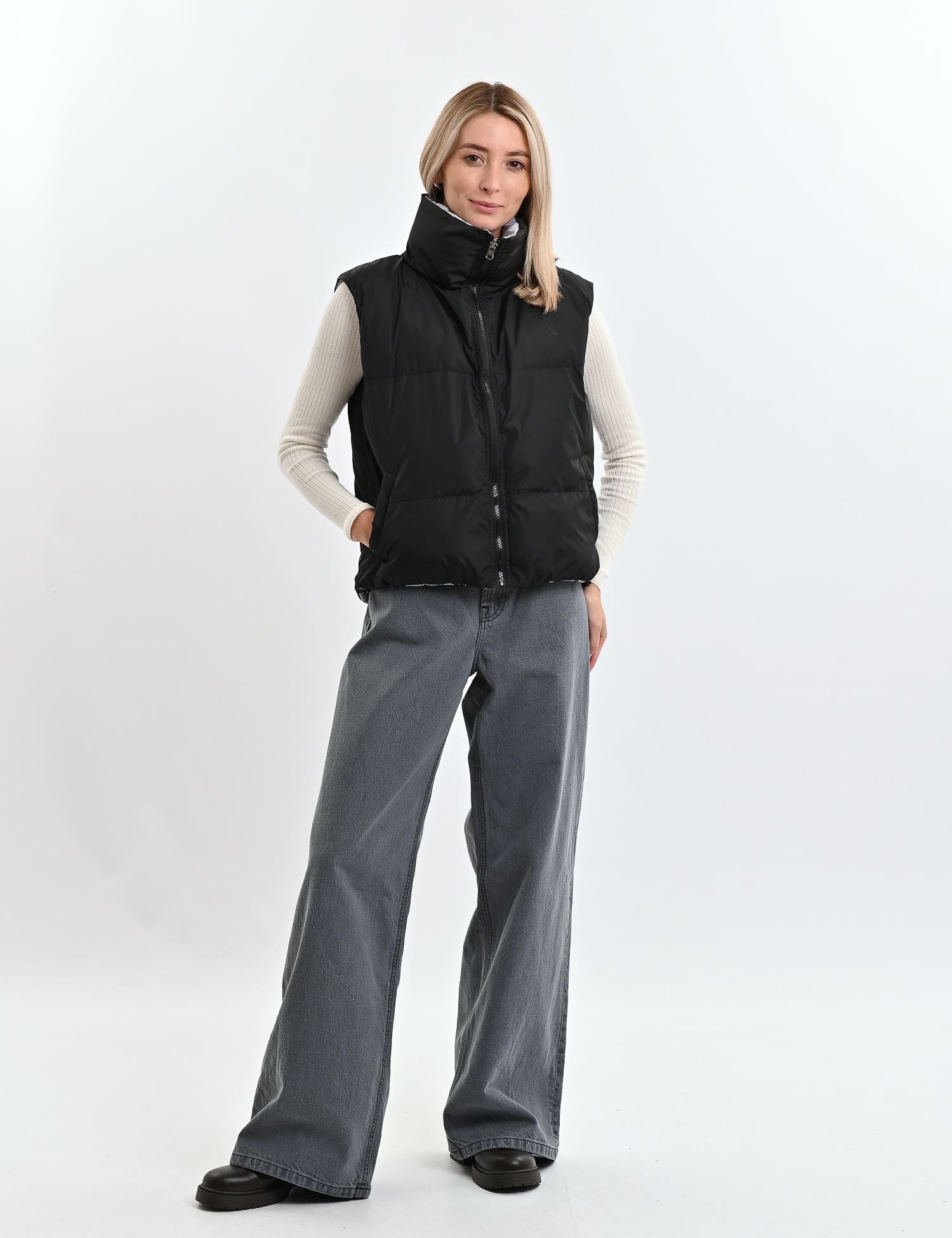 Картинка Двосторонній жилет сіро-чорний