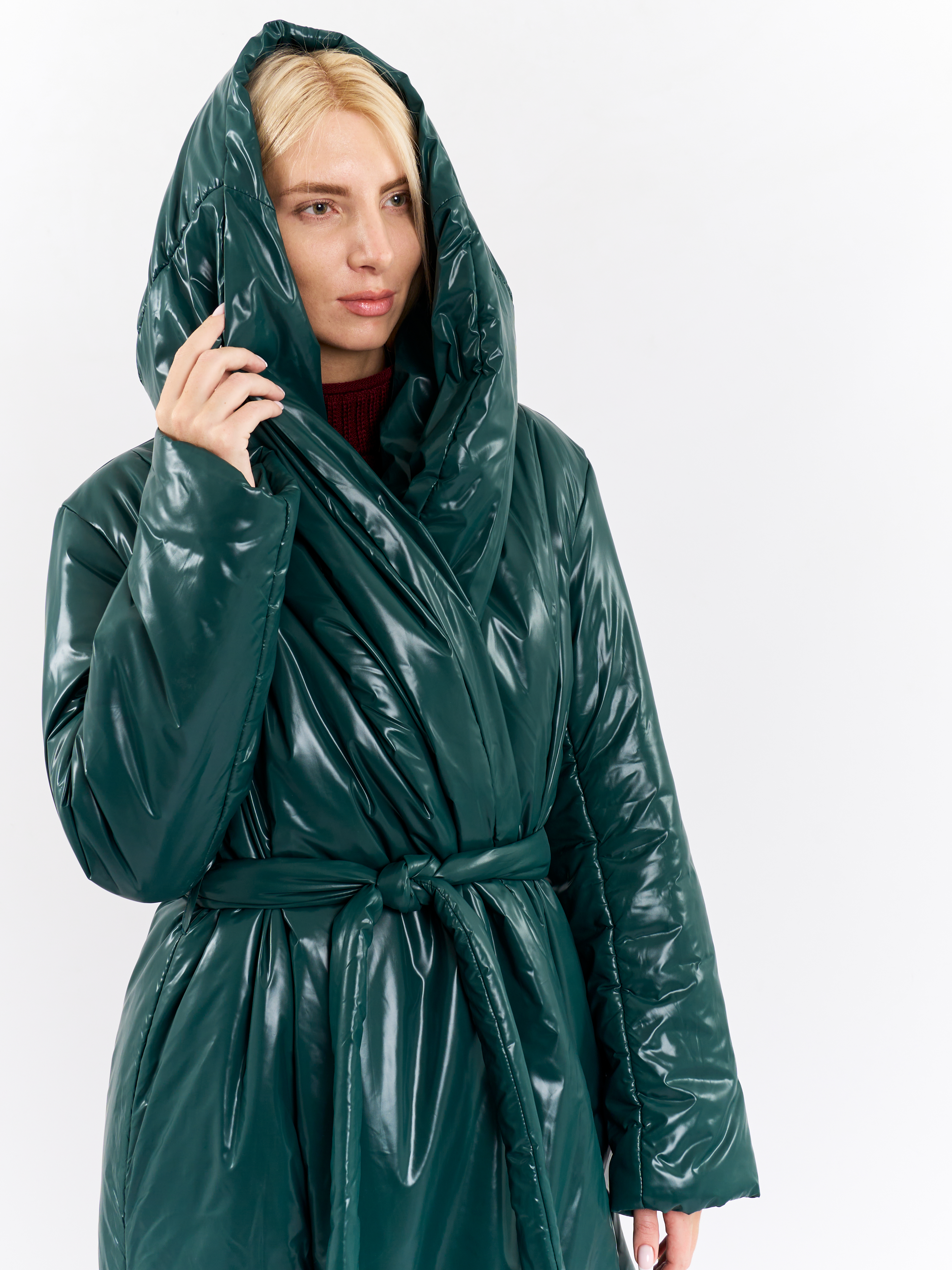 Картинка Темно-зелений пуховик