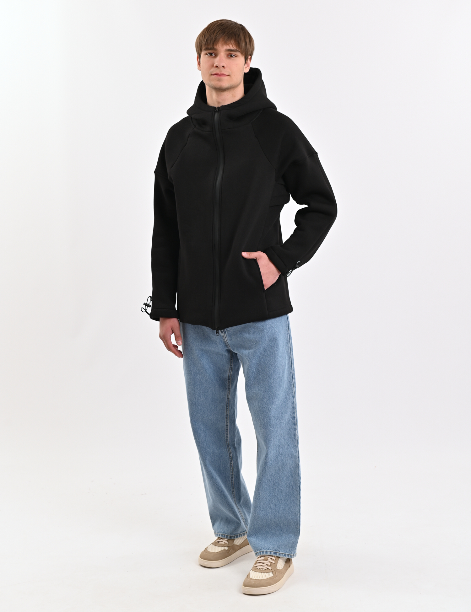 Картинка Чорний худі з блискавкою чорне