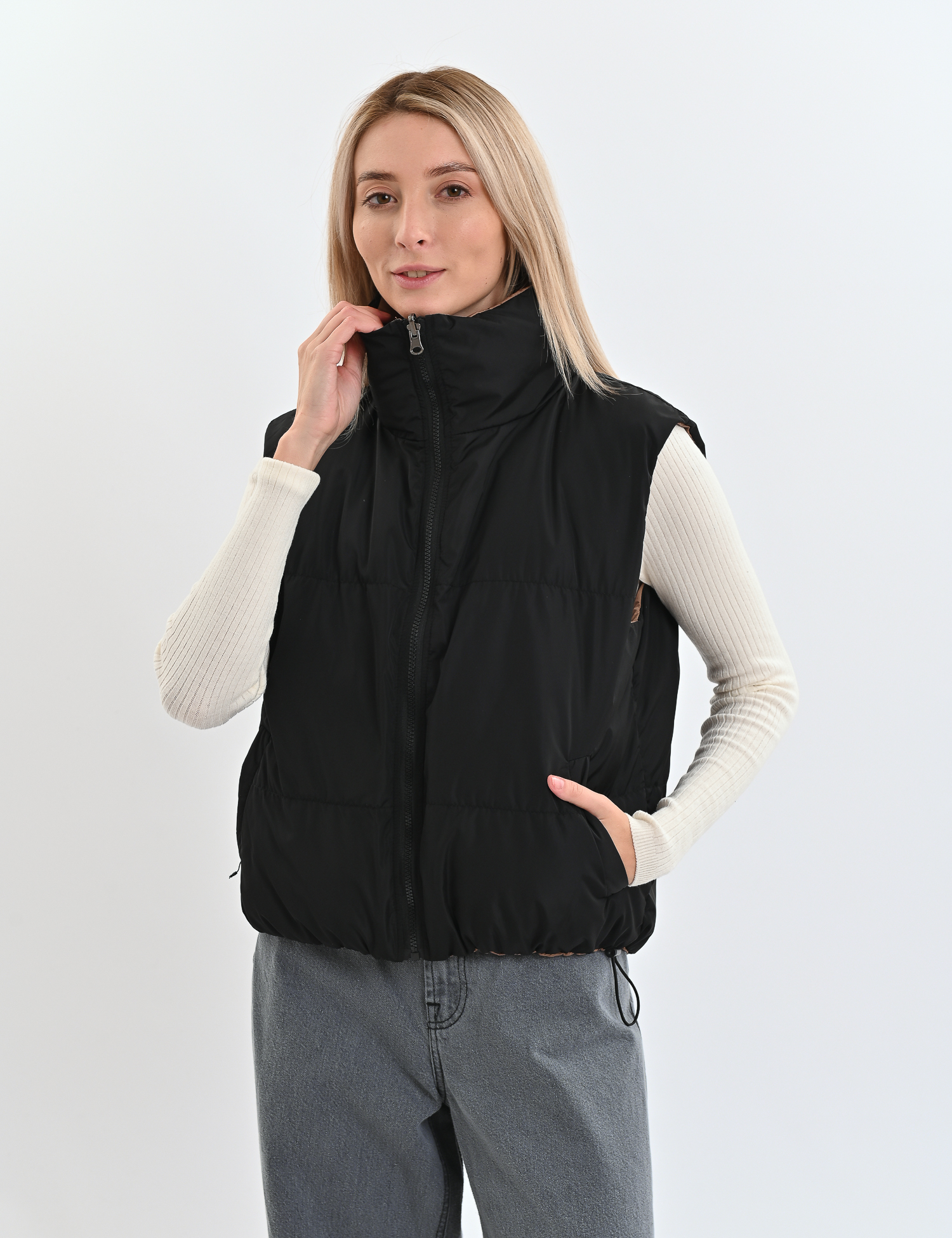 Картинка Двосторонній жилет коричнево-чорний