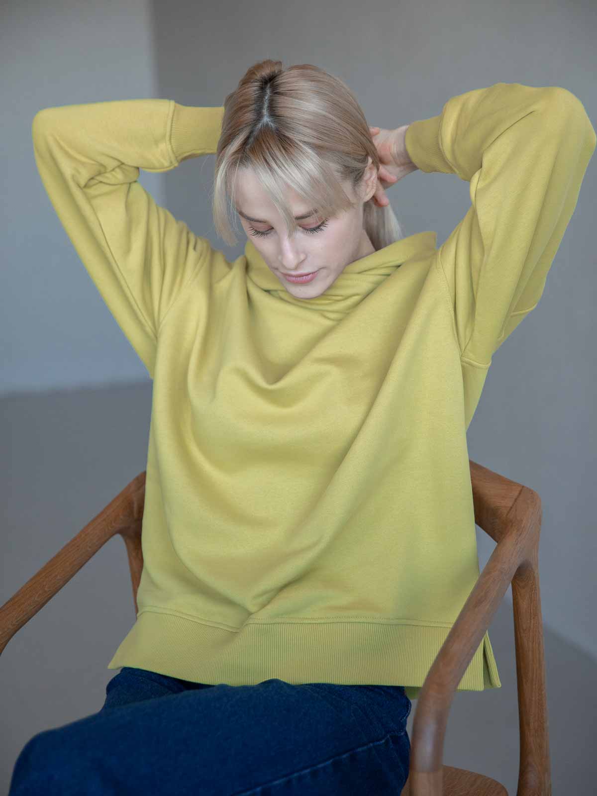 Картинка Світло-зелений худі 