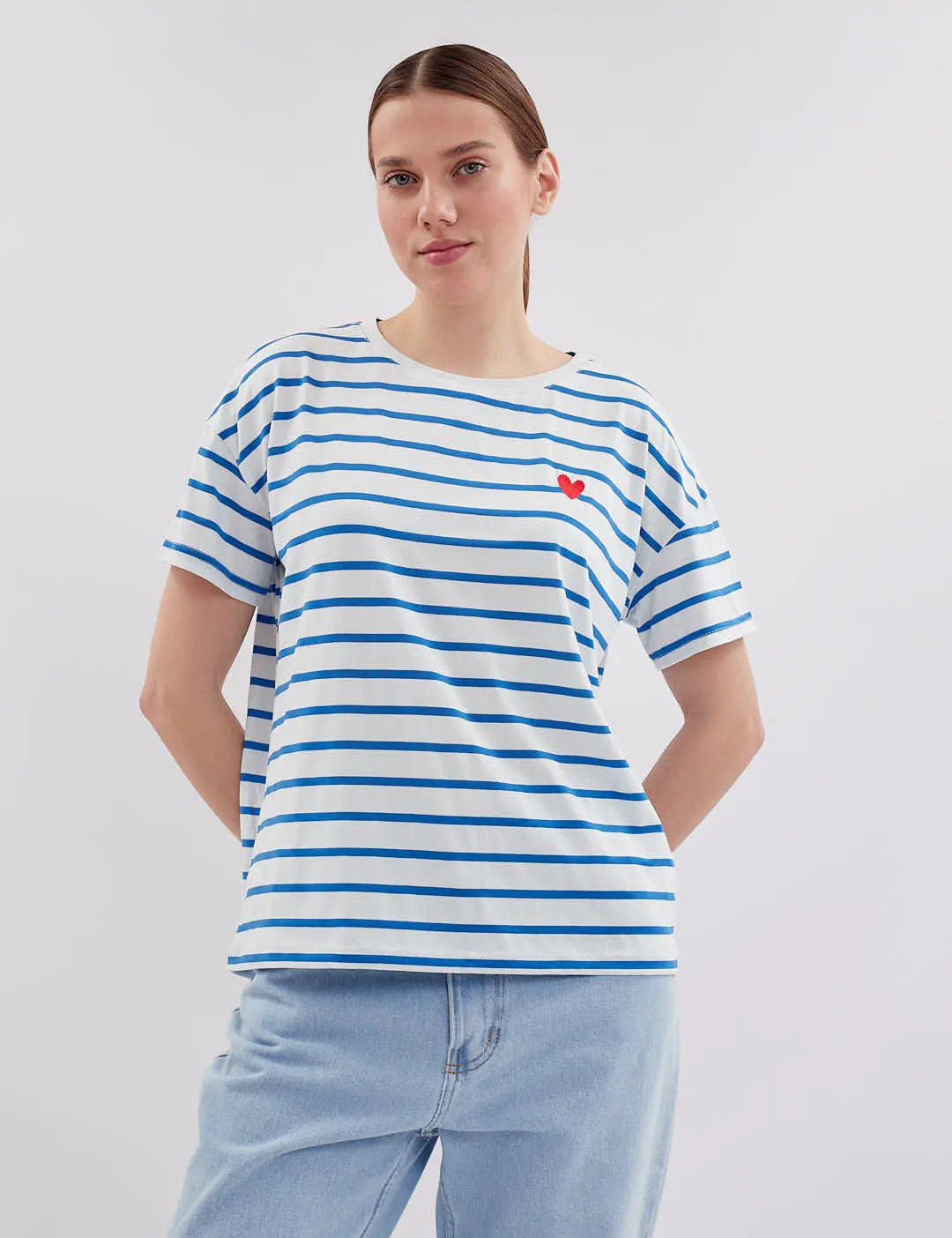 Картинка Футболка біло-синя смугаста