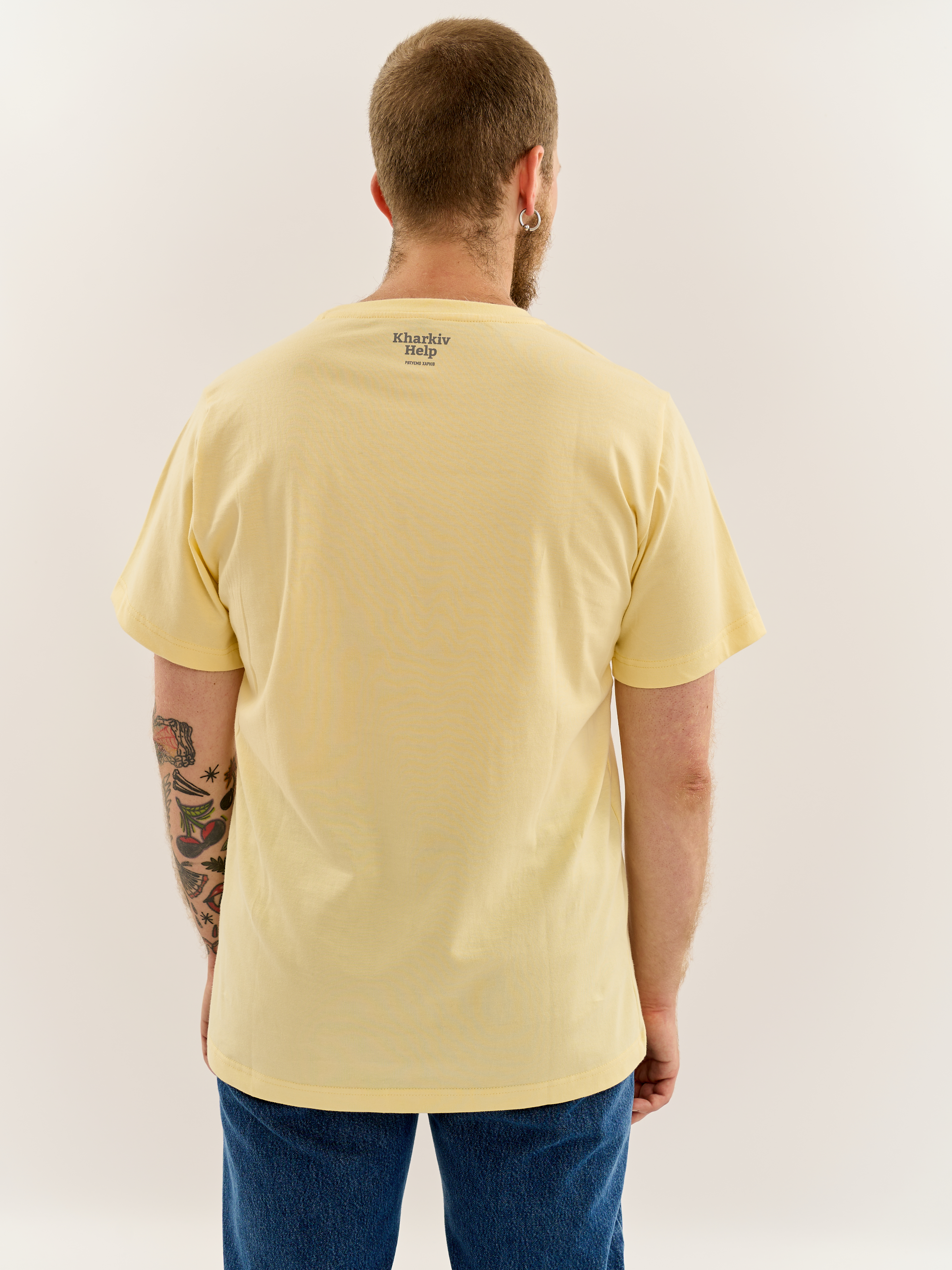 Картинка Жовта футболка з принтом