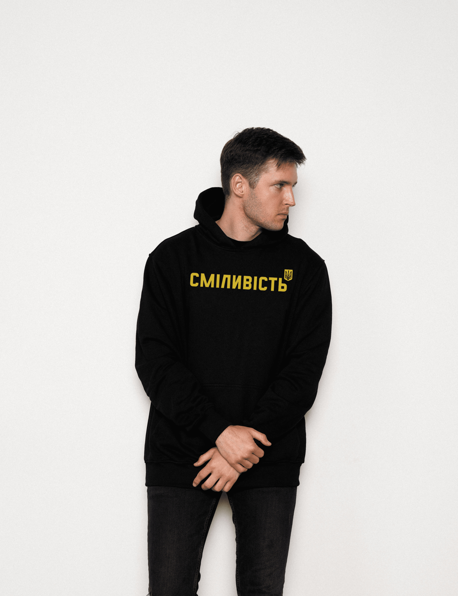 Картинка Чорний худі "Сміливість"