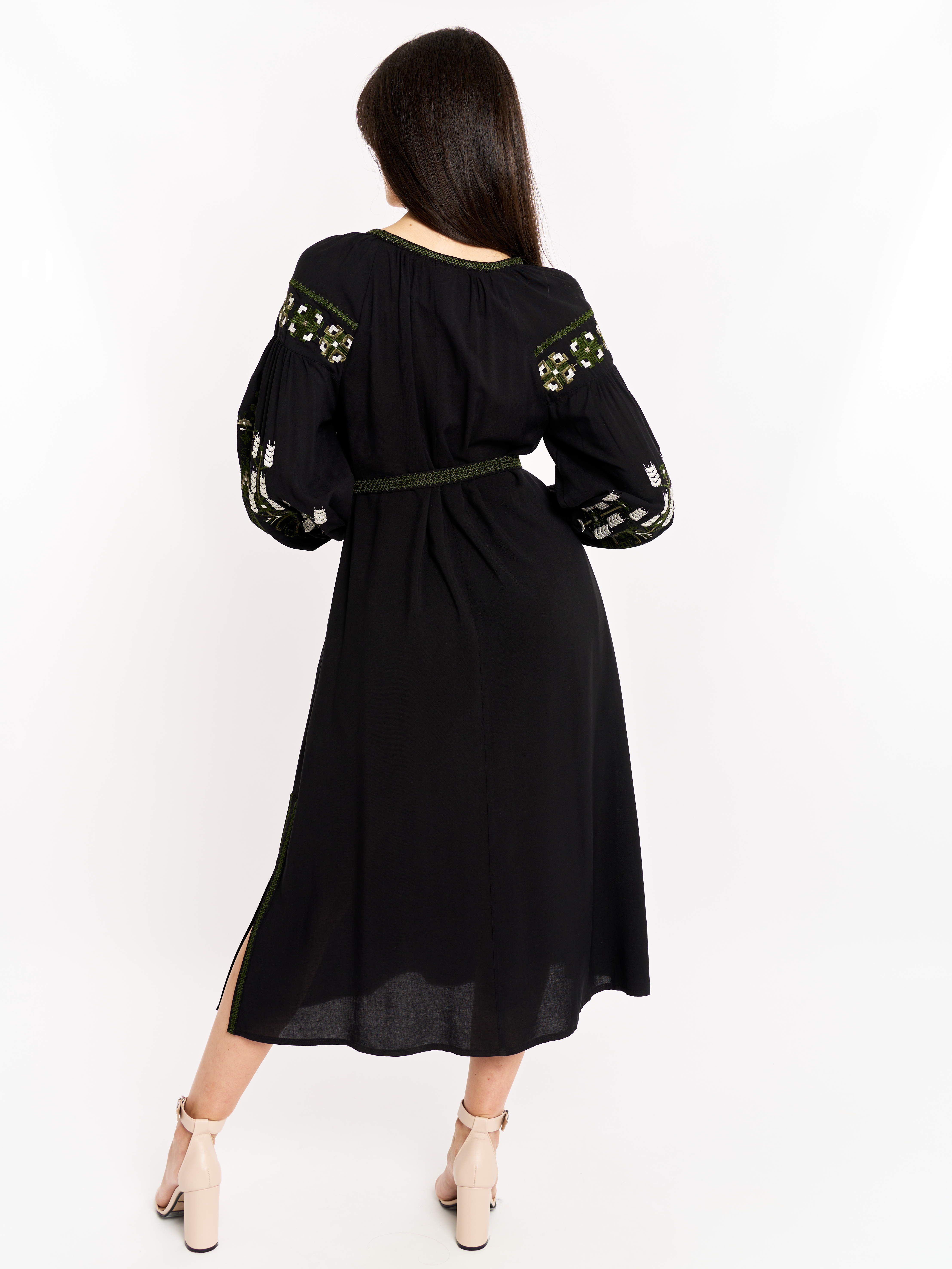 Картинка Вишита сукня чорна