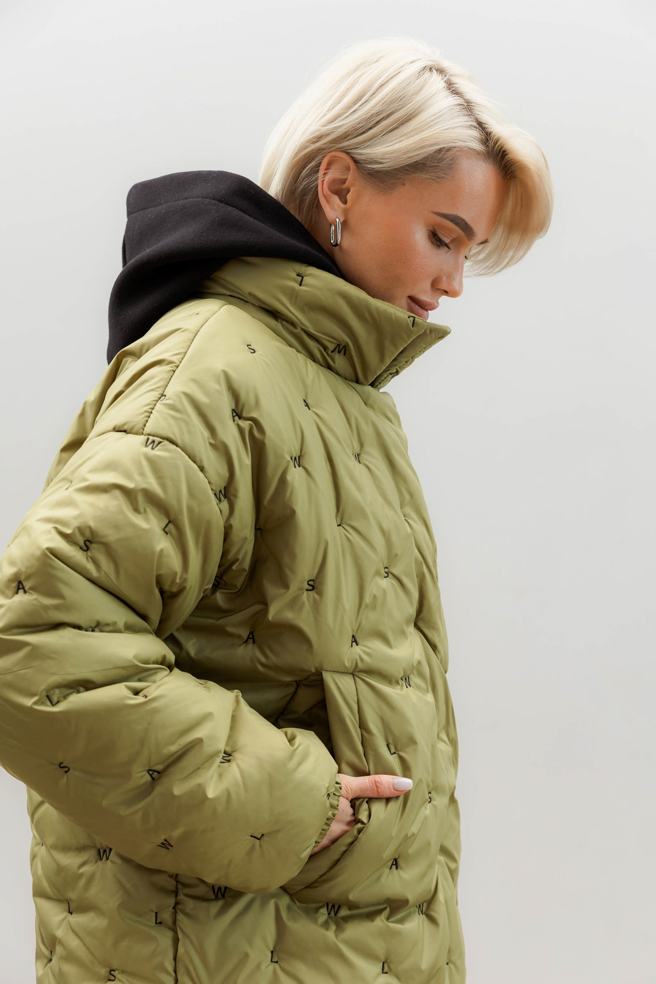 Картинка Зелена куртка