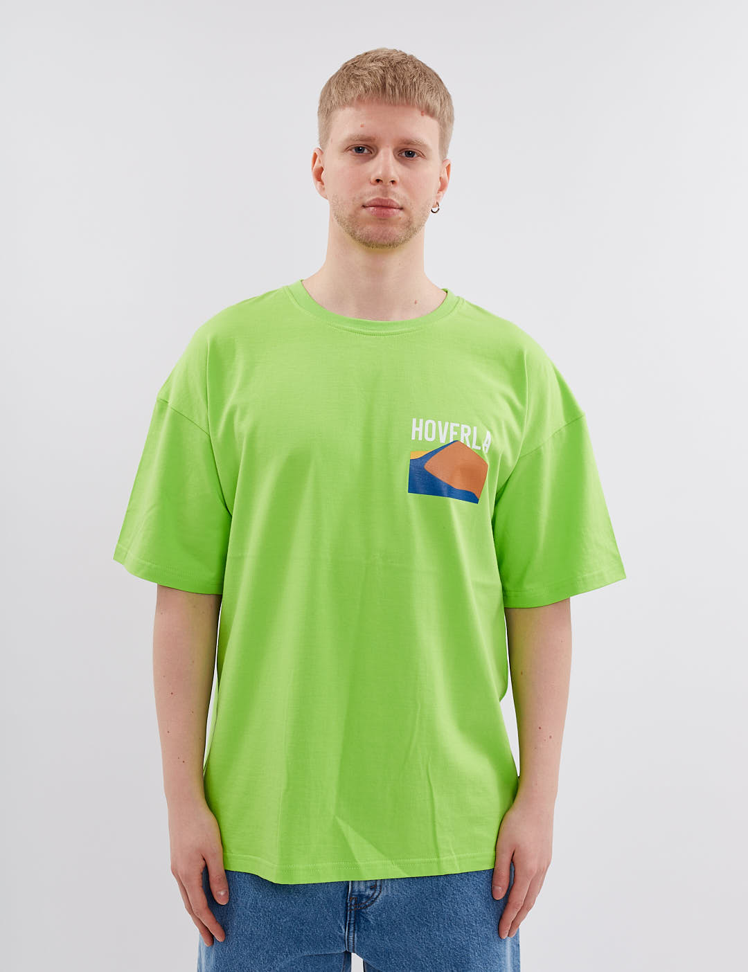 Картинка Футболка світло-зелена з принтом