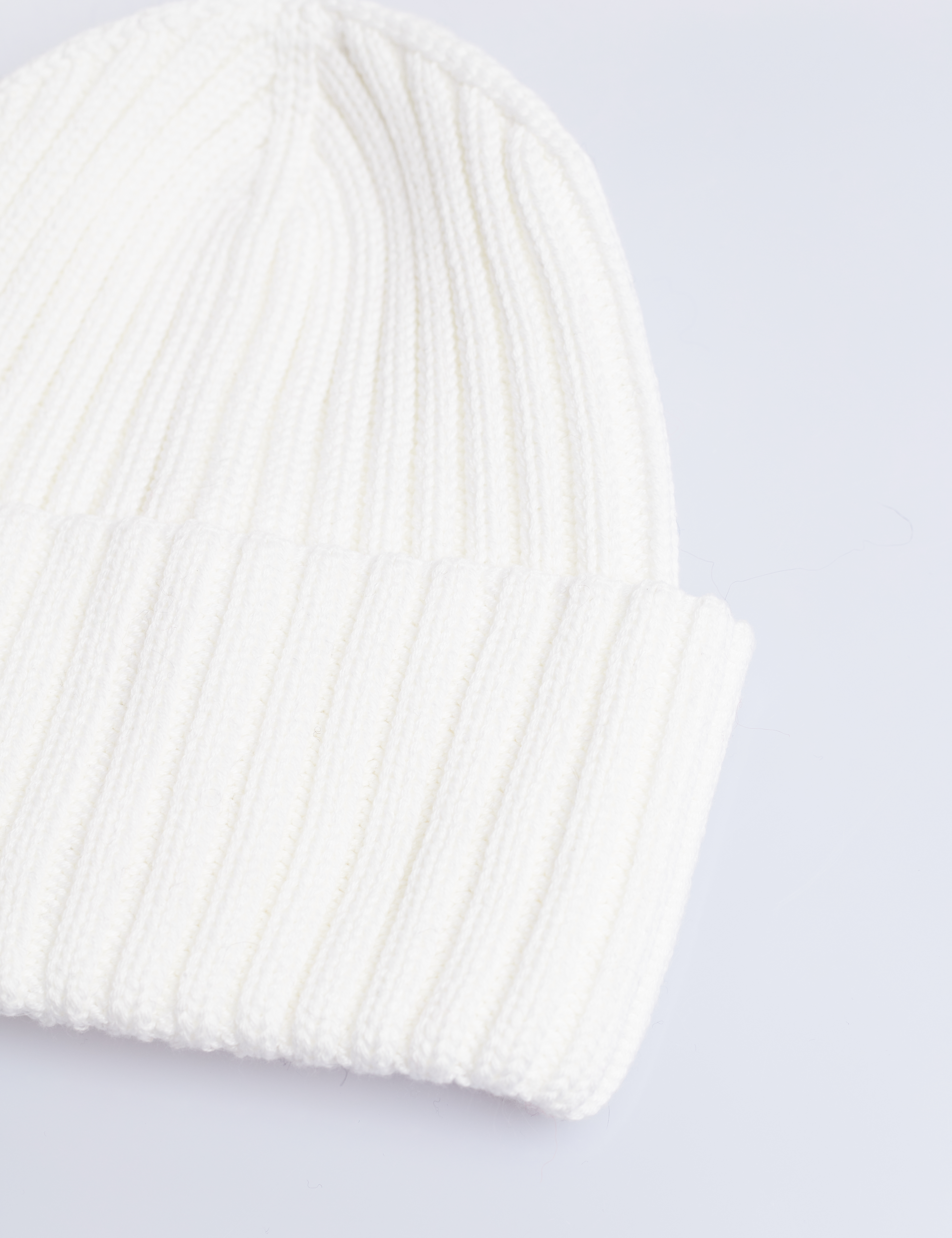 Картинка Біла шапка