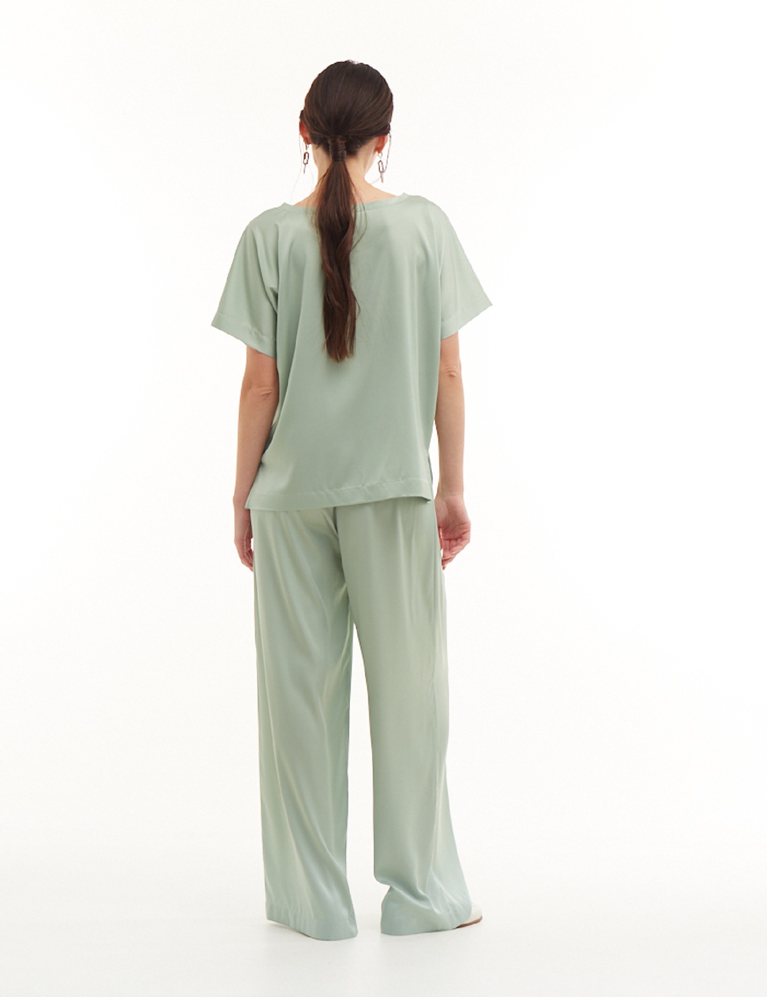 Картинка Футболка BASIC світло-зелена 