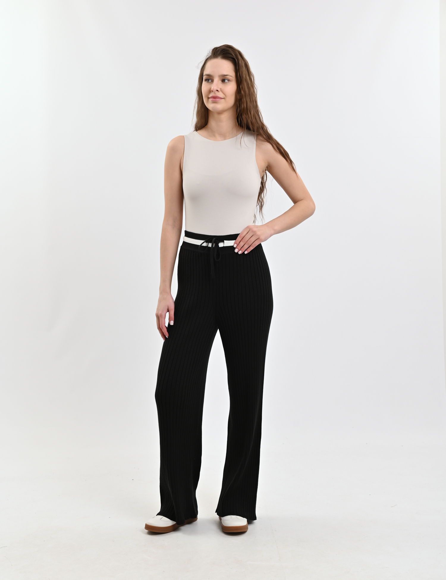 Картинка Брюки чорні