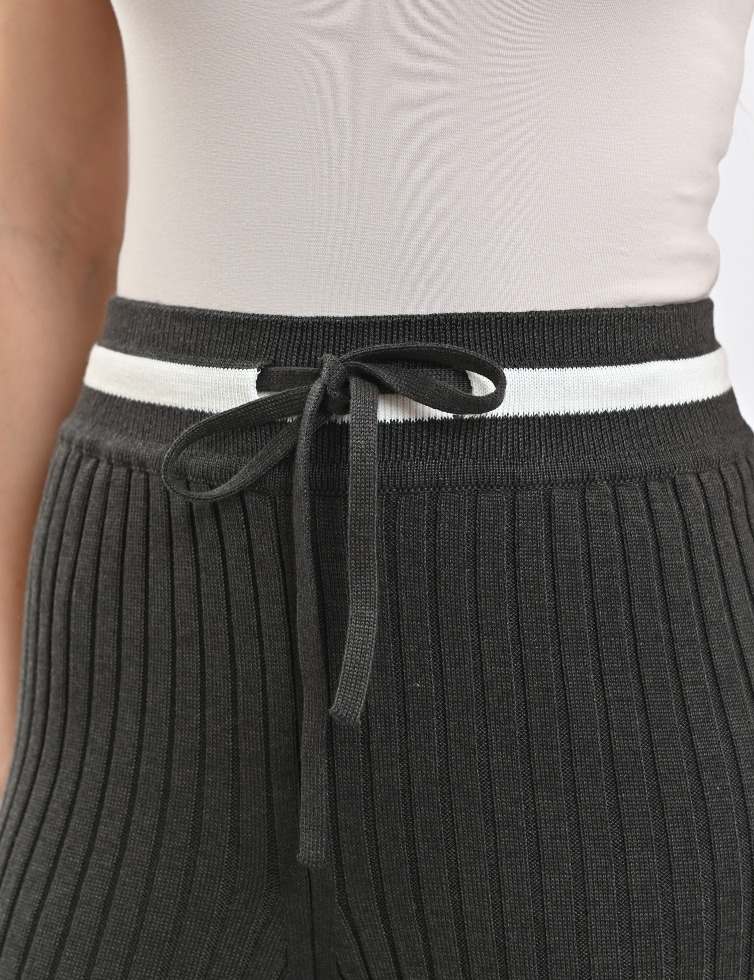 Картинка Брюки сірі